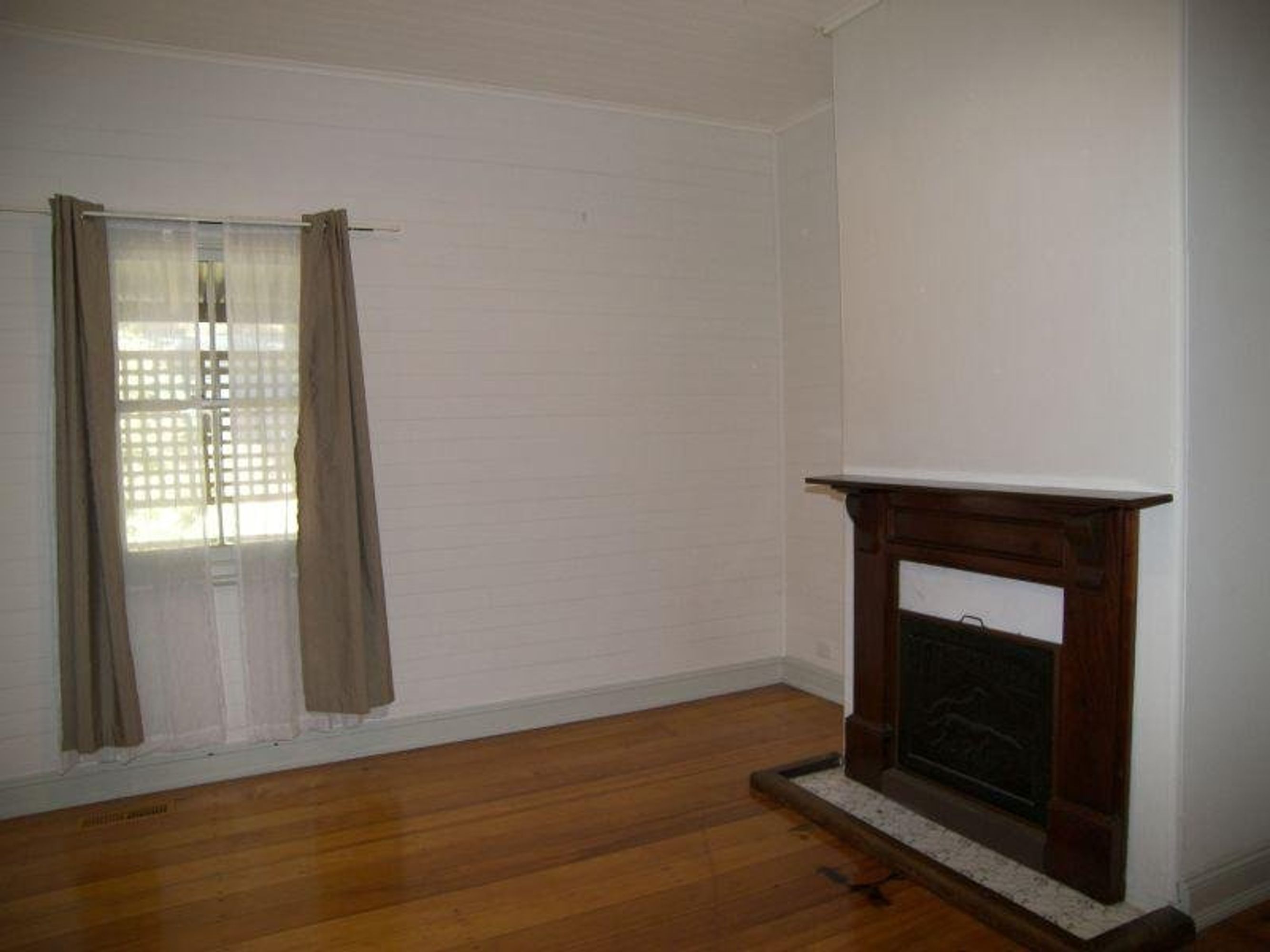 143 Lurline St, Katoomba - Thumbnail 4