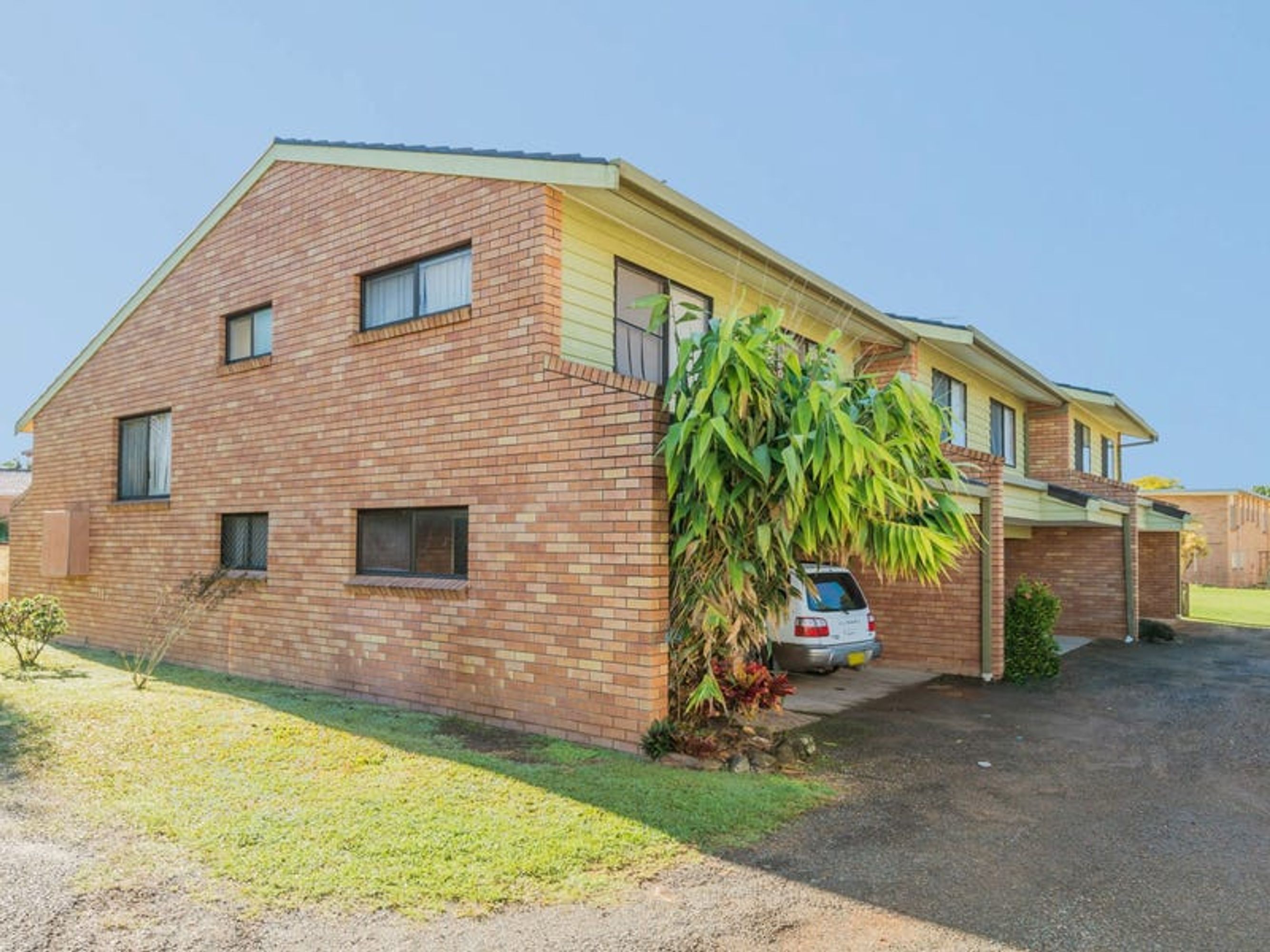 1/1/8 Eversley Place