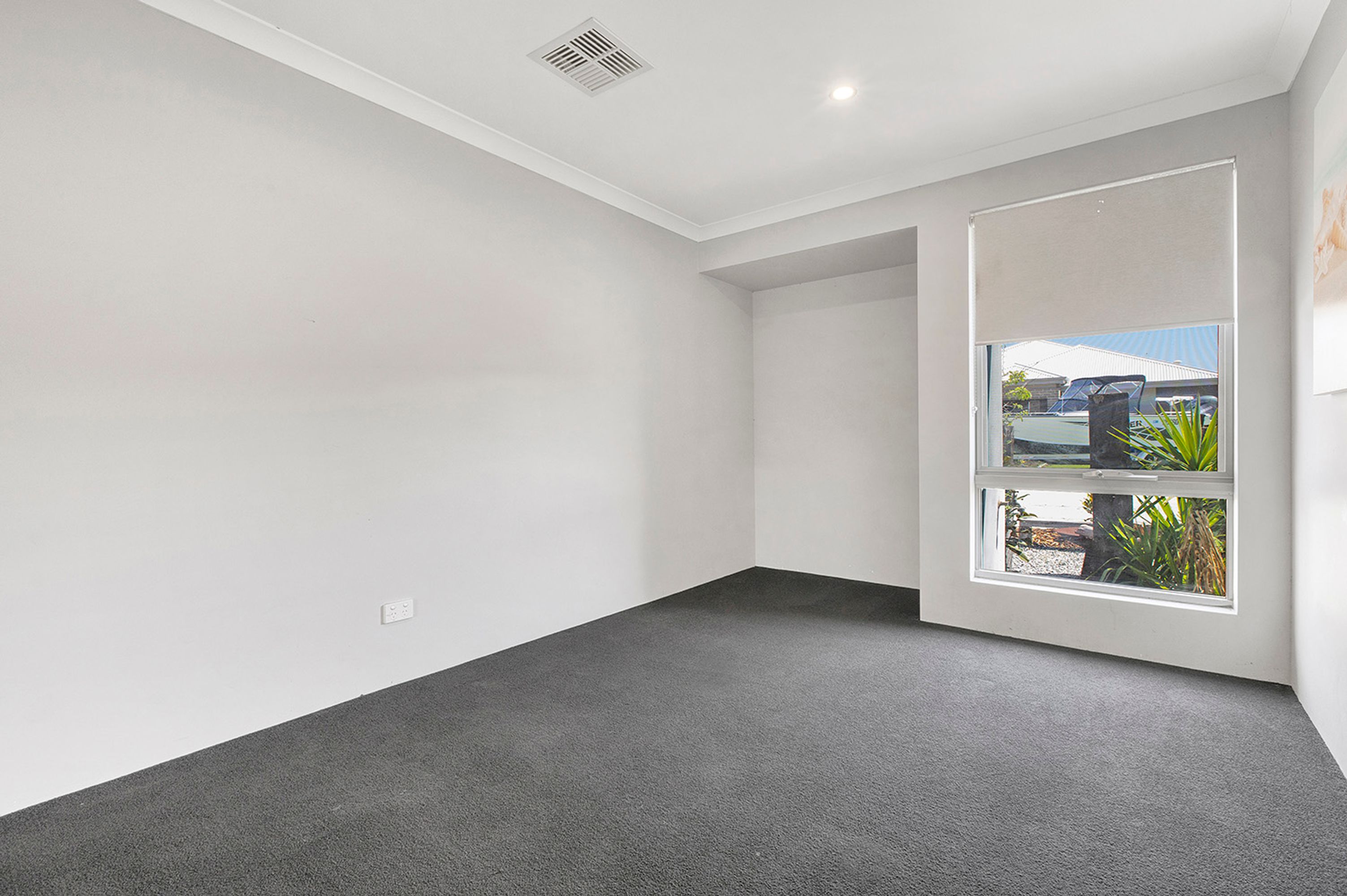 17 Bartley Chase, Aveley - Thumbnail 5