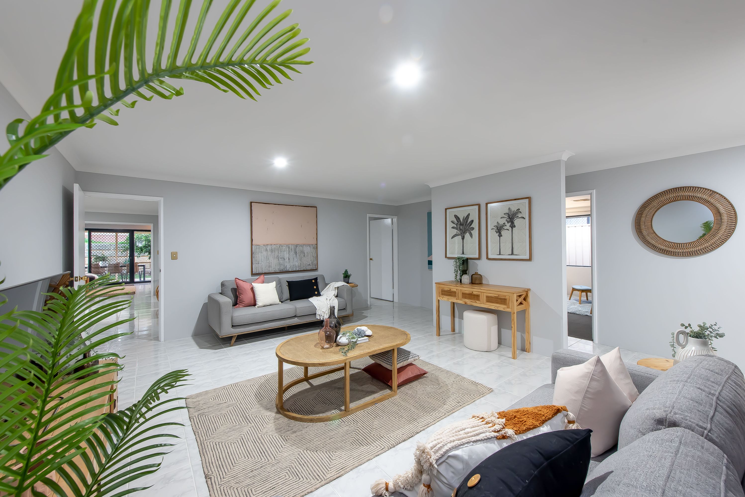24 Tullow Gardens, Darch - Thumbnail 3