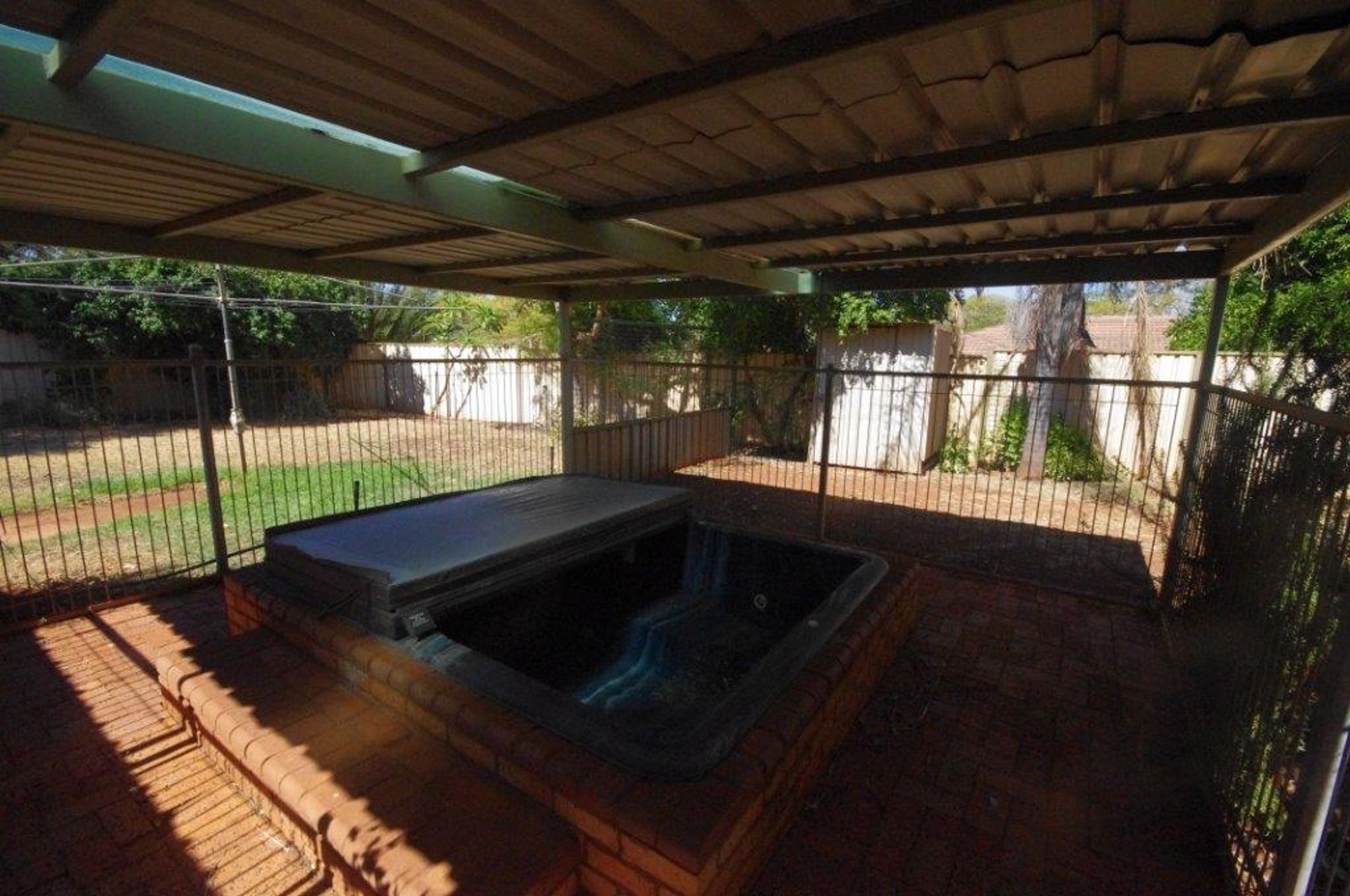 625 Kiah Street, Tom Price, Tom Price - Thumbnail 2
