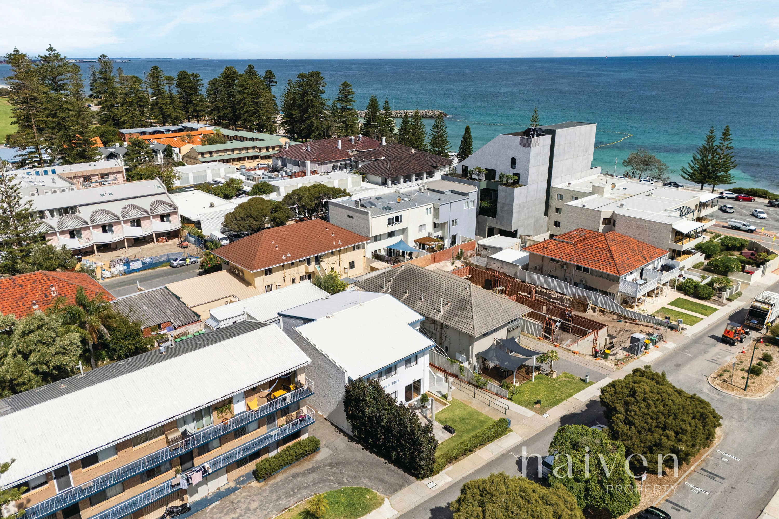 8 Overton Gardens, Cottesloe - Thumbnail 4