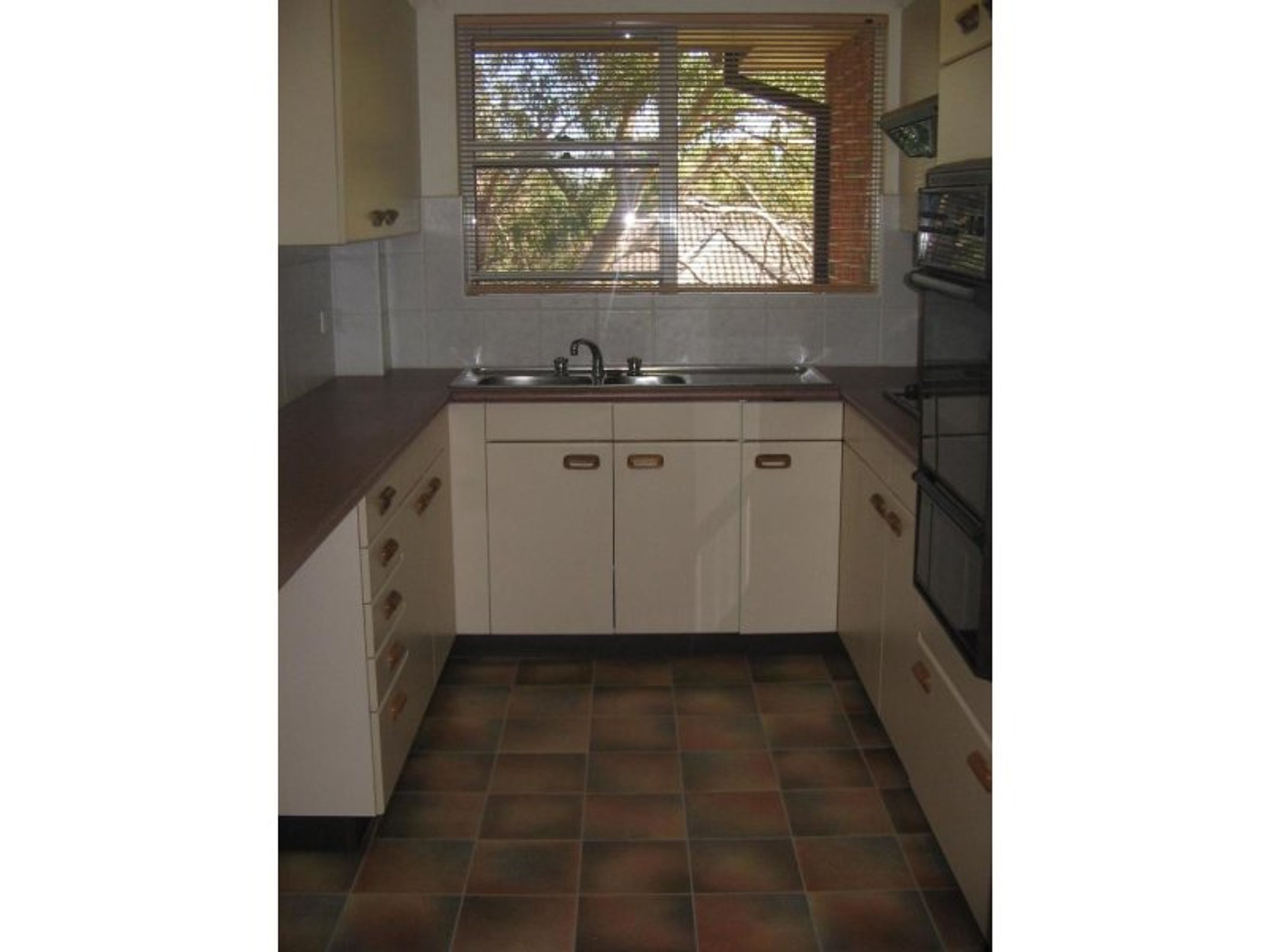 11/5-7 Letitia St, Oatley, Oatley - Thumbnail 2
