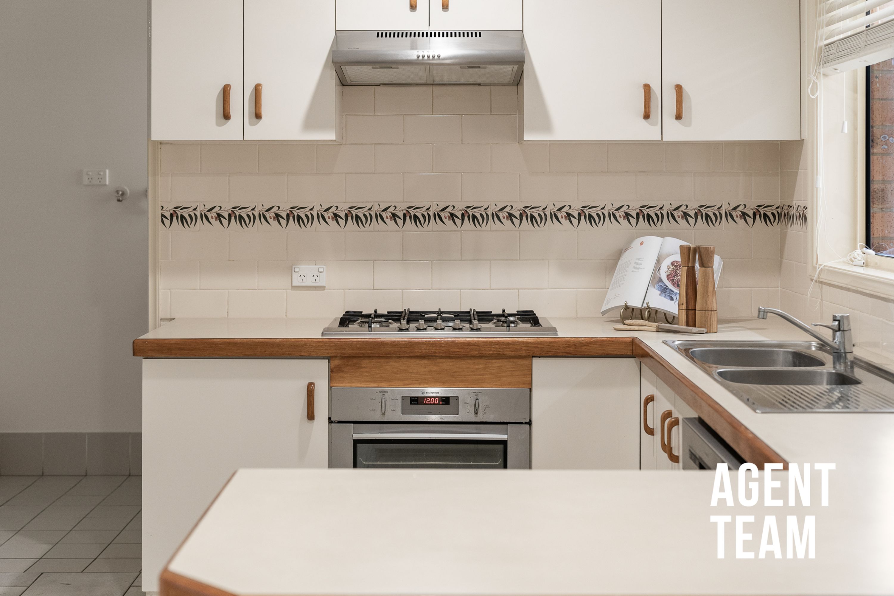 43 Magenta Square, Amaroo - Thumbnail 3