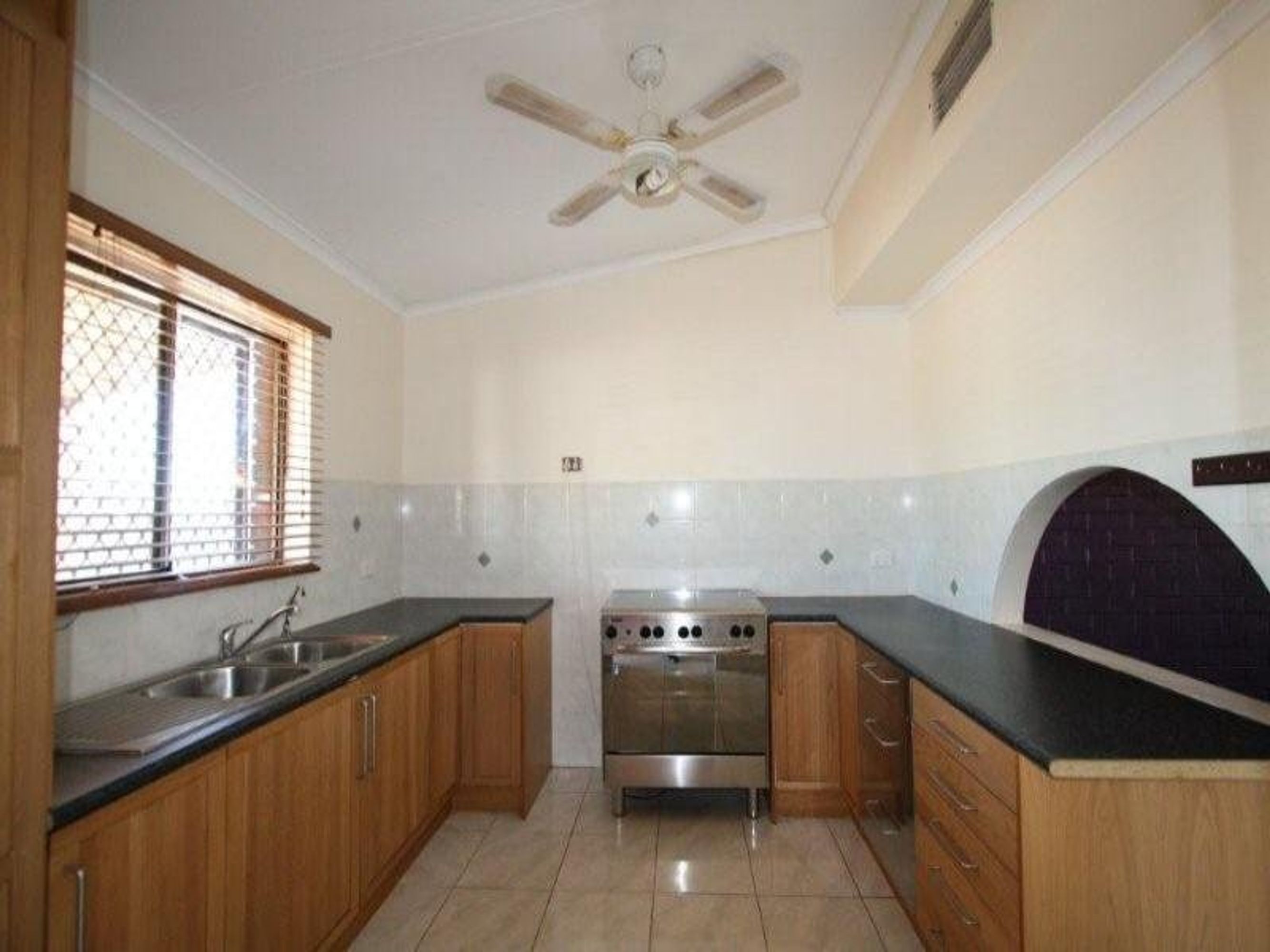 15 Stanley Street, South Hedland, South Hedland - Thumbnail 4