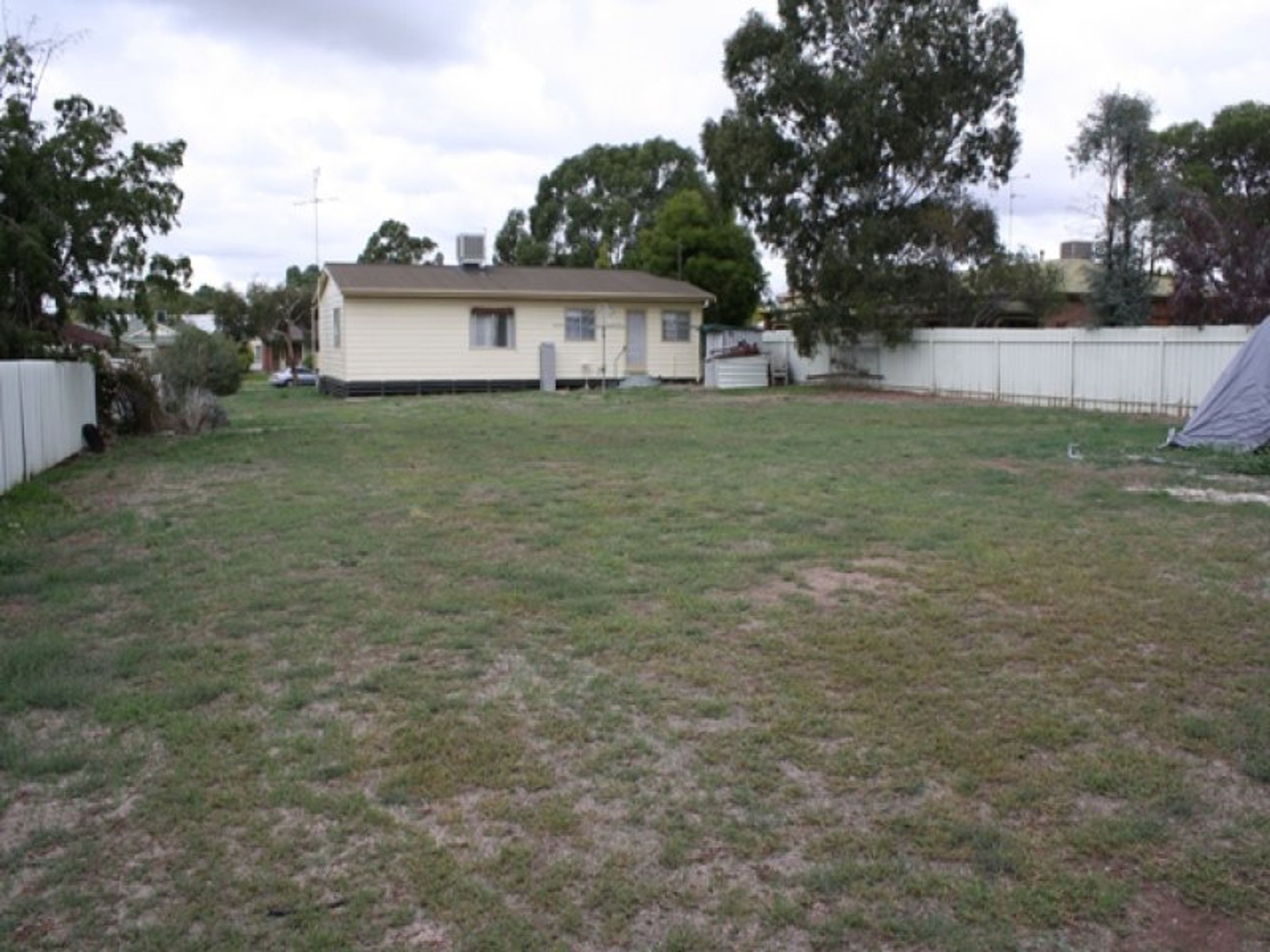 10 Tydeman Street, Horsham VIC 3400, Horsham - Thumbnail 3