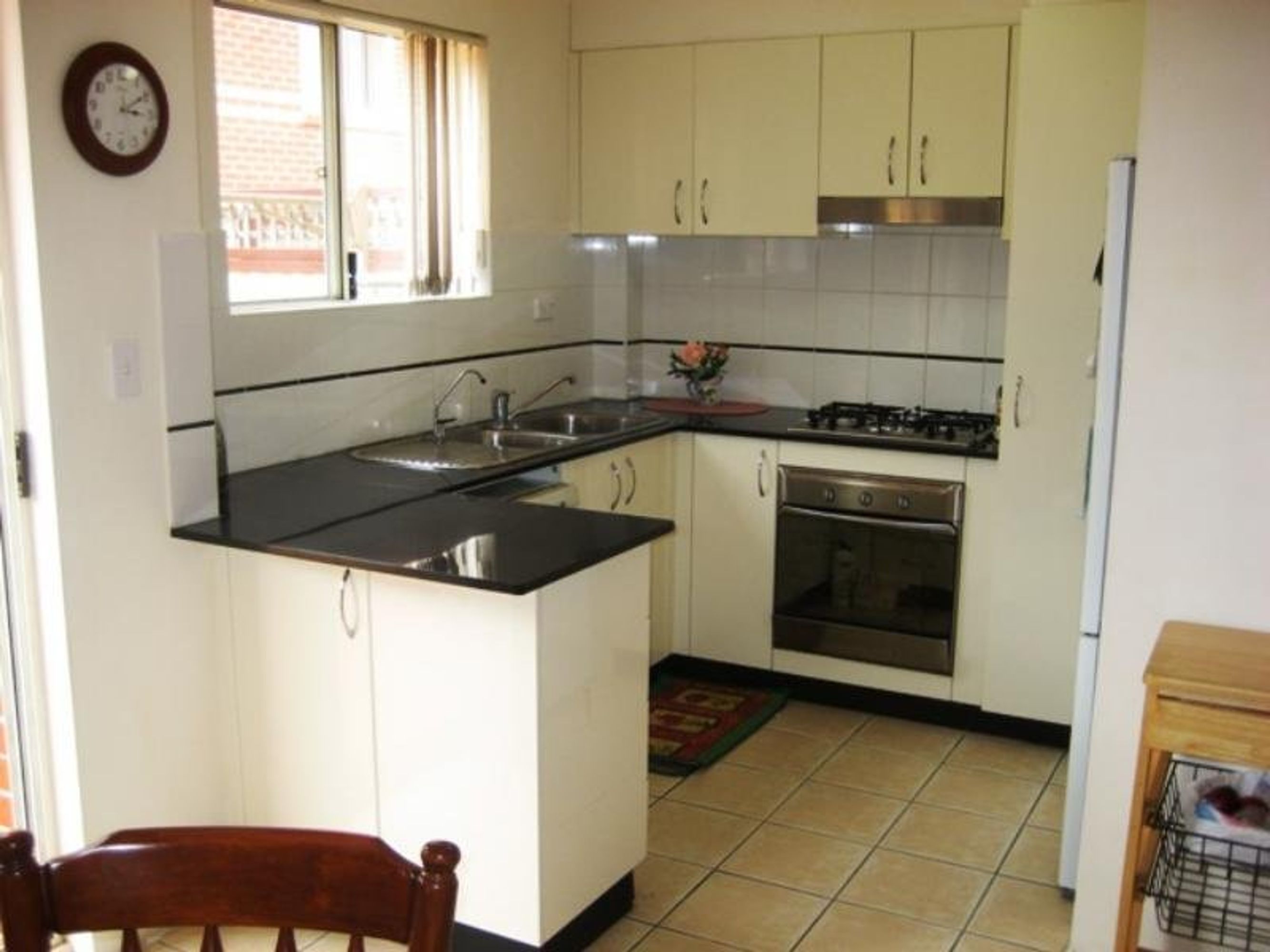 4/56-62 Carrington Ave, Hurstville, Hurstville - Thumbnail 2