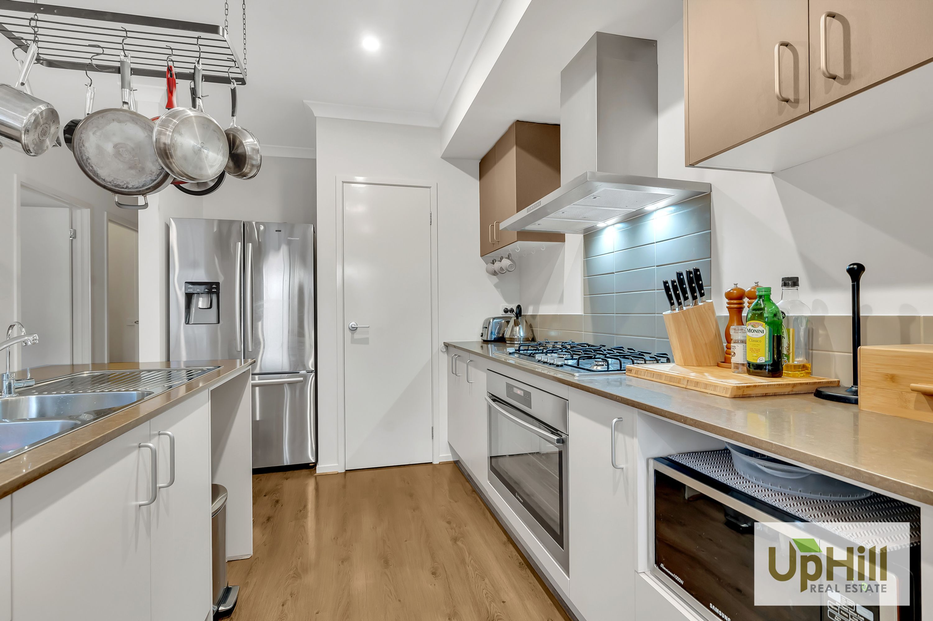 13 WESTPHALIAN RISE, Clyde North - Thumbnail 4