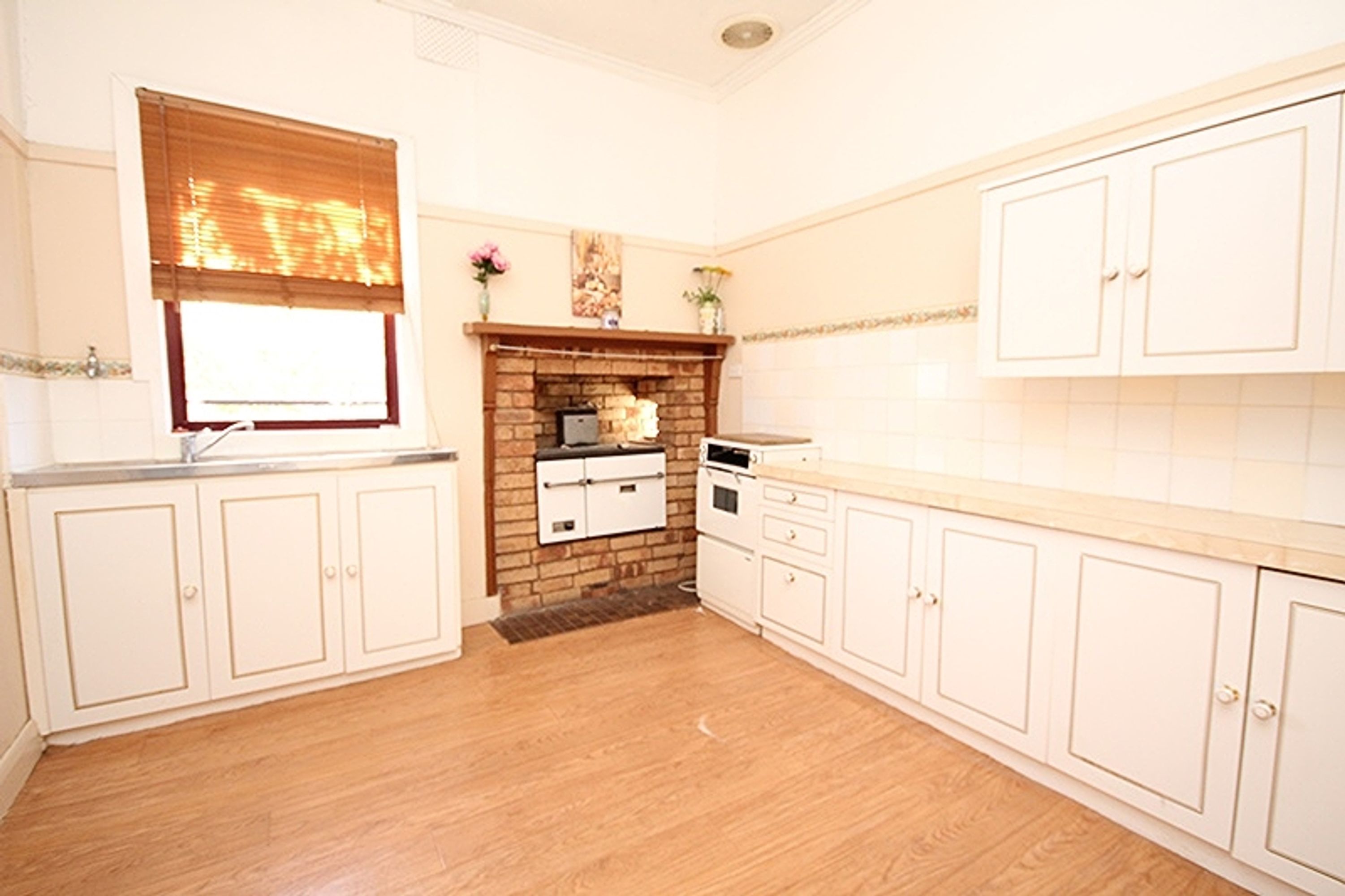 4 Hazel Street, Horsham VIC 3400, Horsham - Thumbnail 4