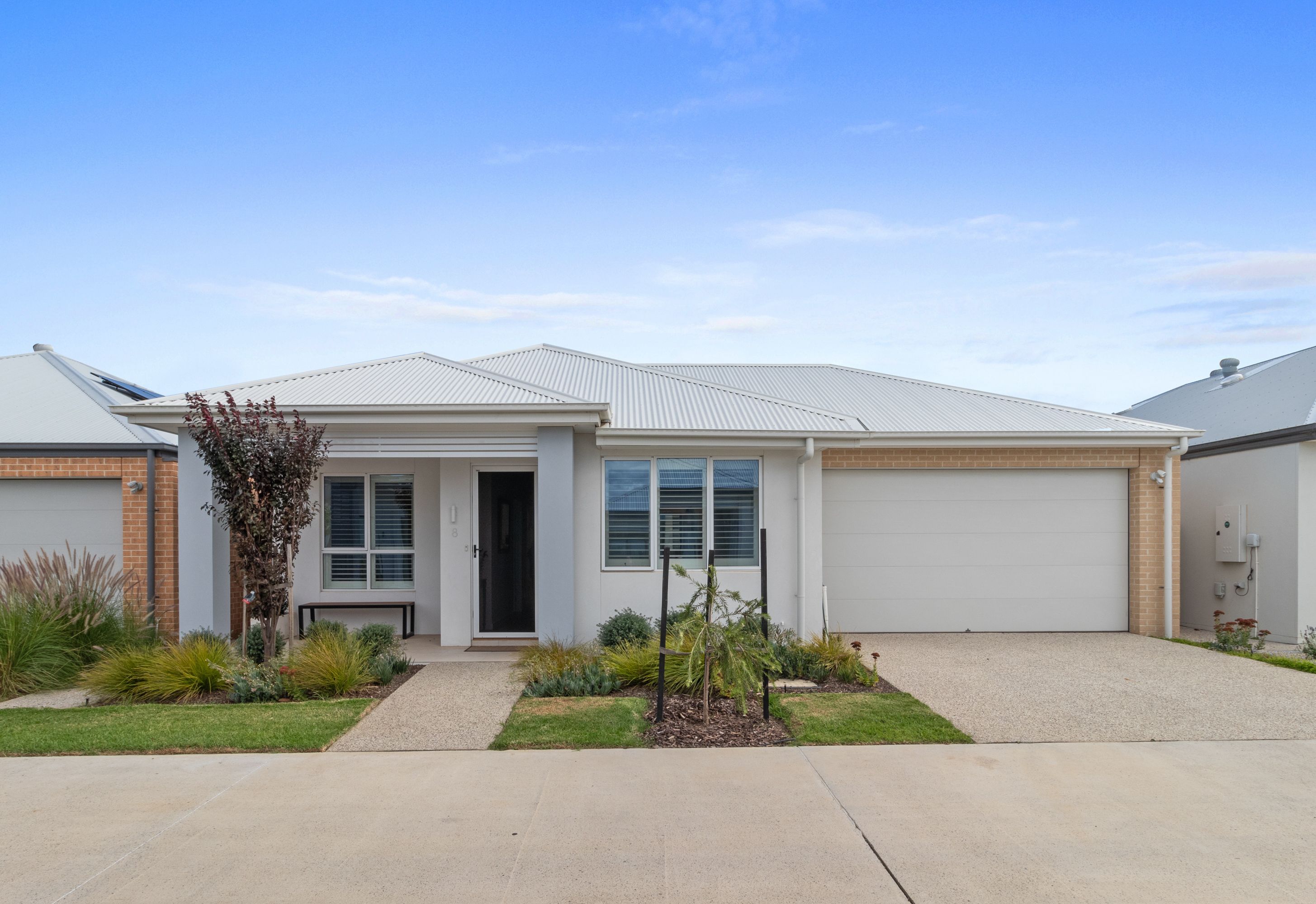8 Stables Circuit, Clyde, Clyde - Image 1