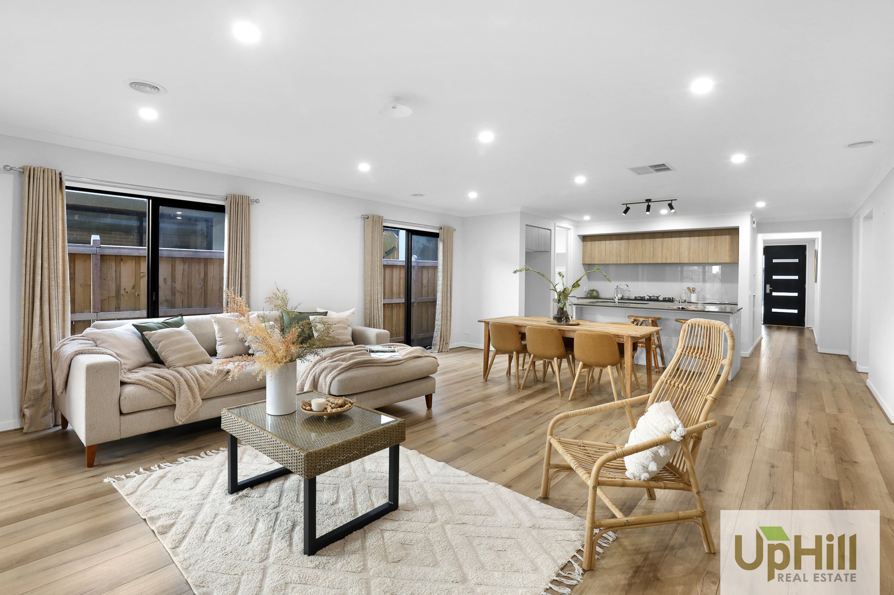 6 Goodwill Road, Clyde North - Thumbnail 2