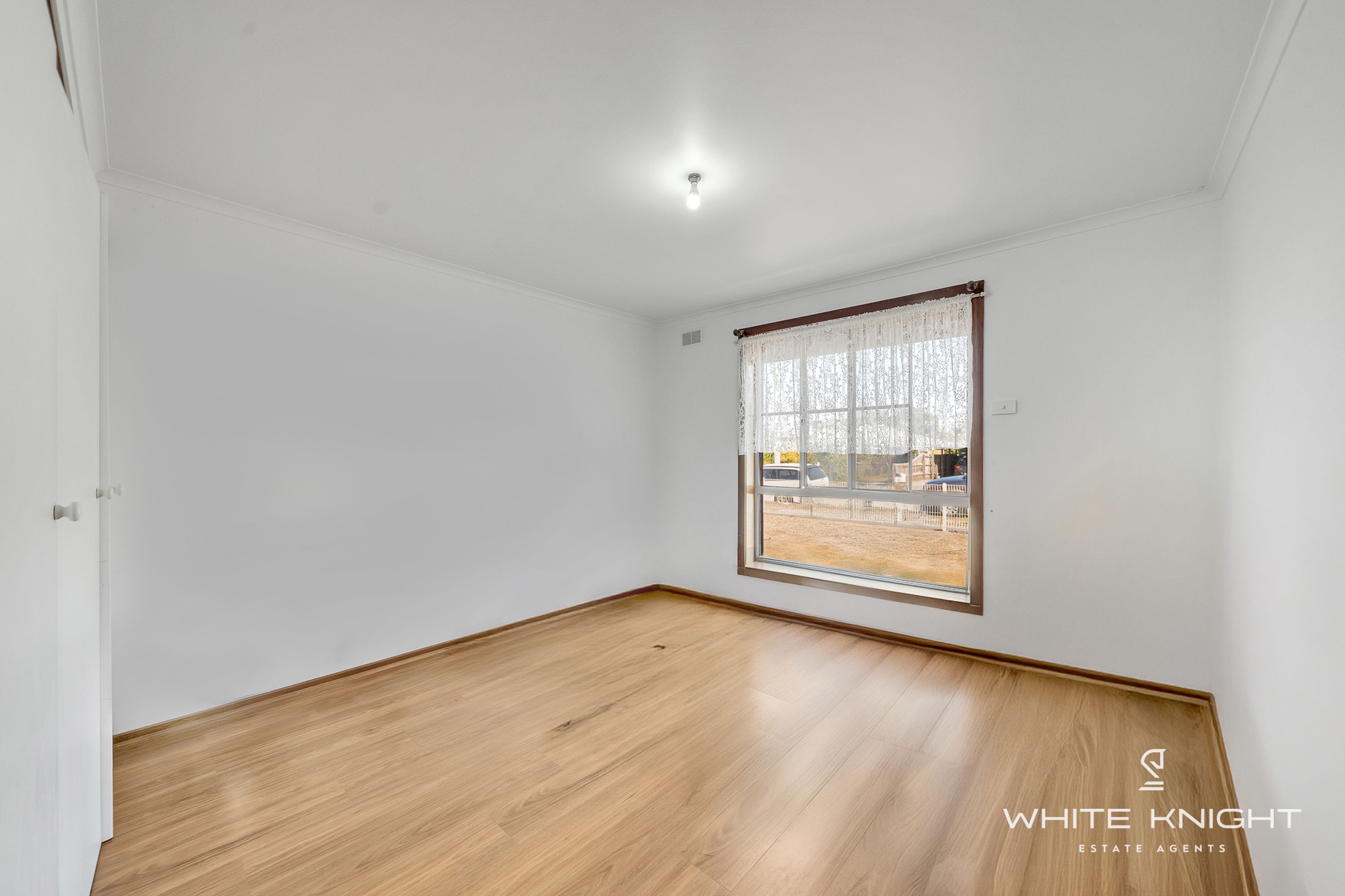 10 Rosslare Parade, St Albans VIC 3021, St Albans - Thumbnail 5