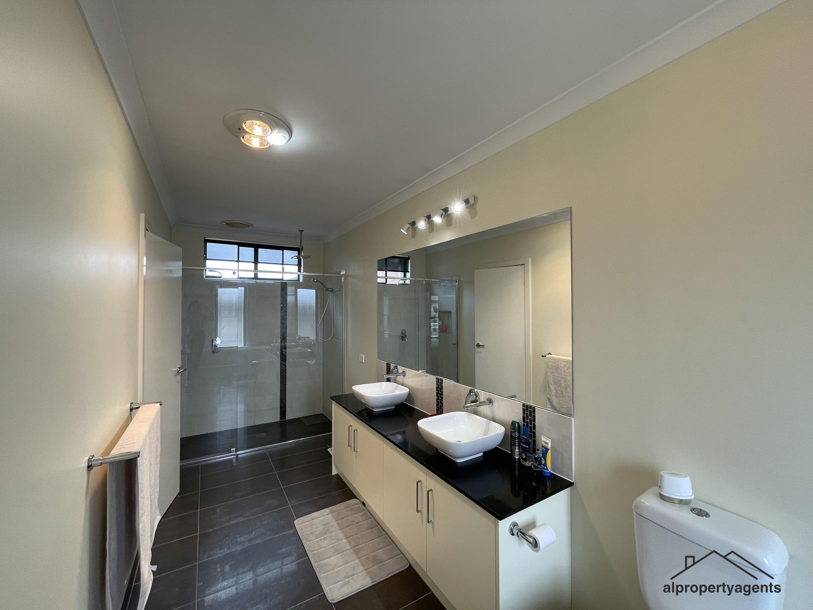 14 Luker Street, Horsham, VIC 3400, Horsham - Thumbnail 8