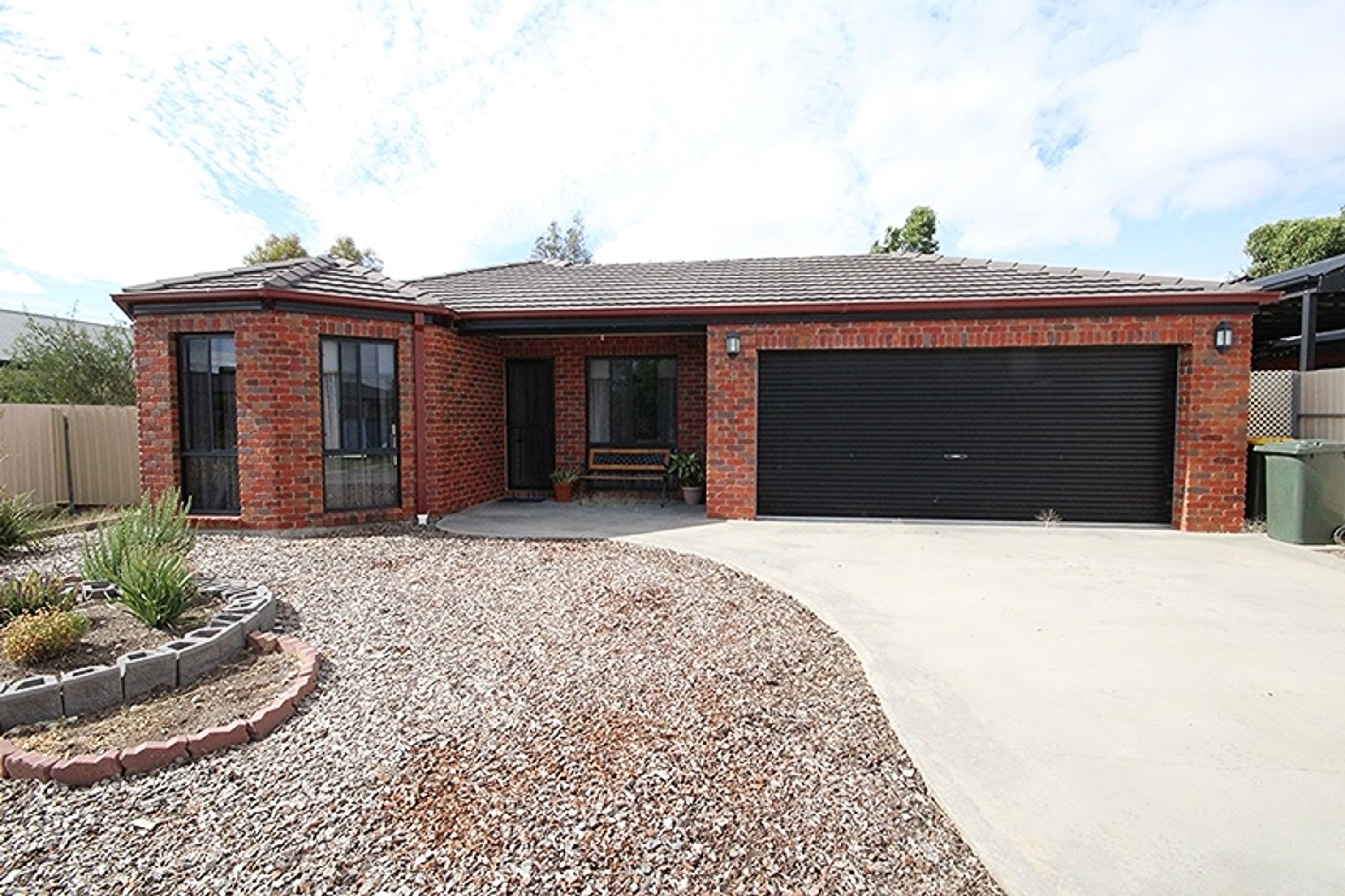 4 Burnlea Drive, Horsham VIC 3400, Horsham - Image 1