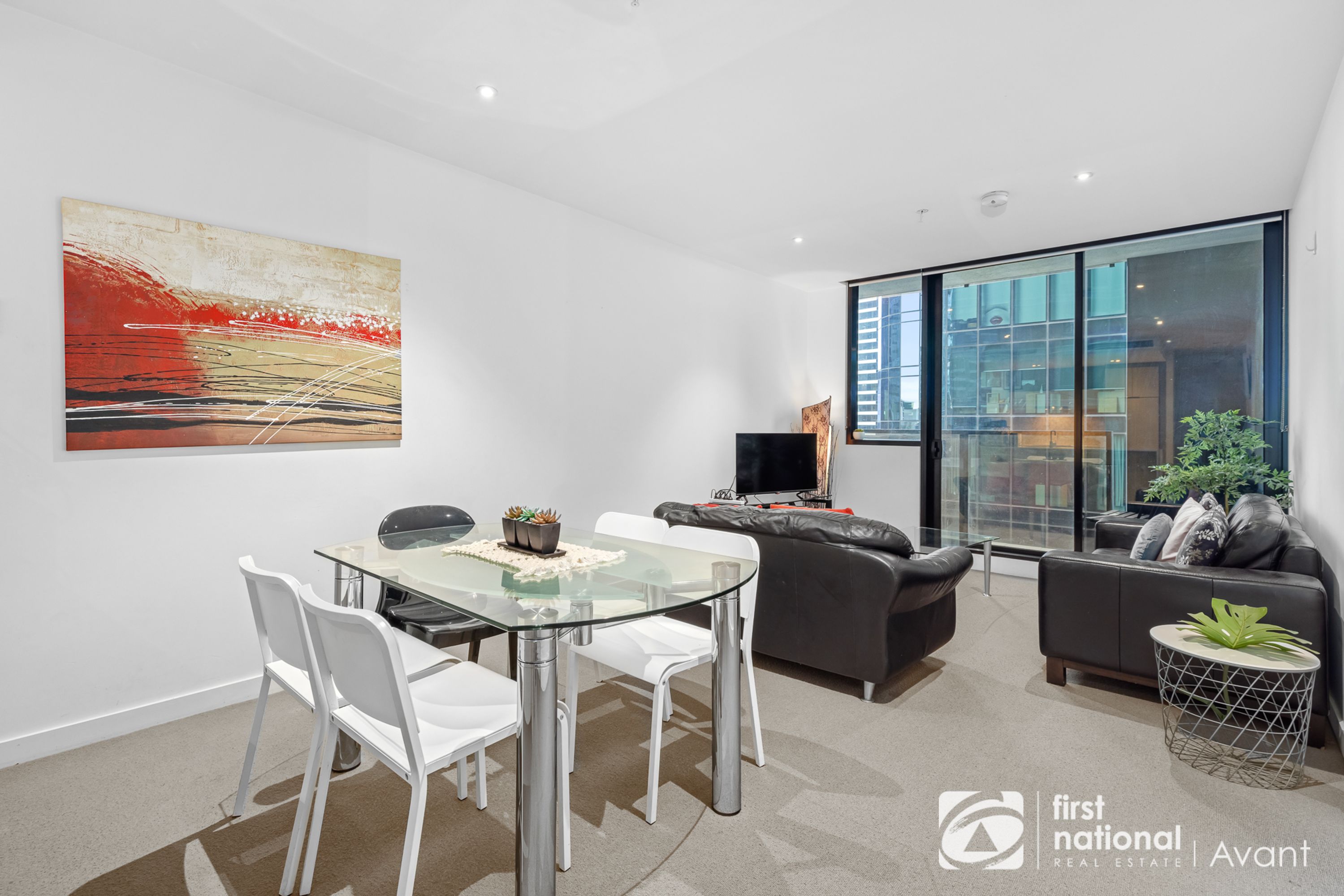 2104/133-139 City Road, Southbank - Thumbnail 2