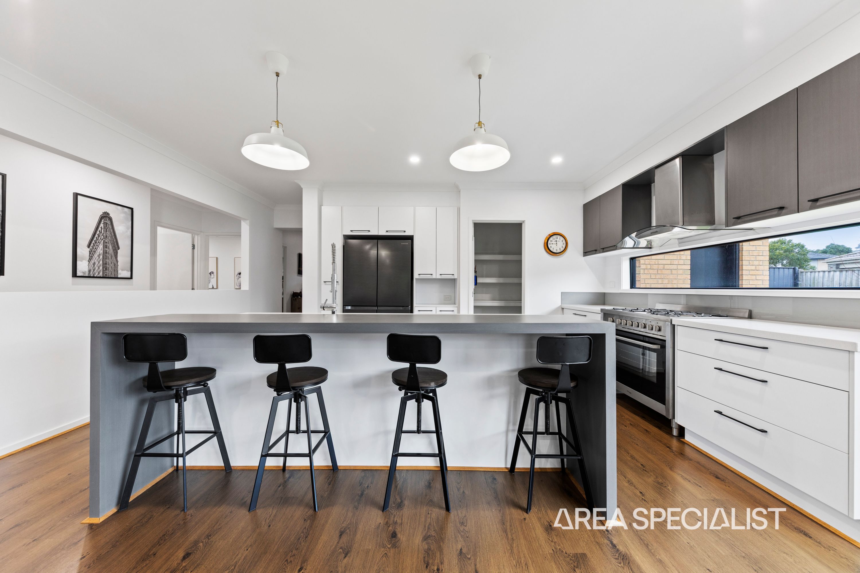 4 Viewgrand Drive, Pakenham - Thumbnail 2