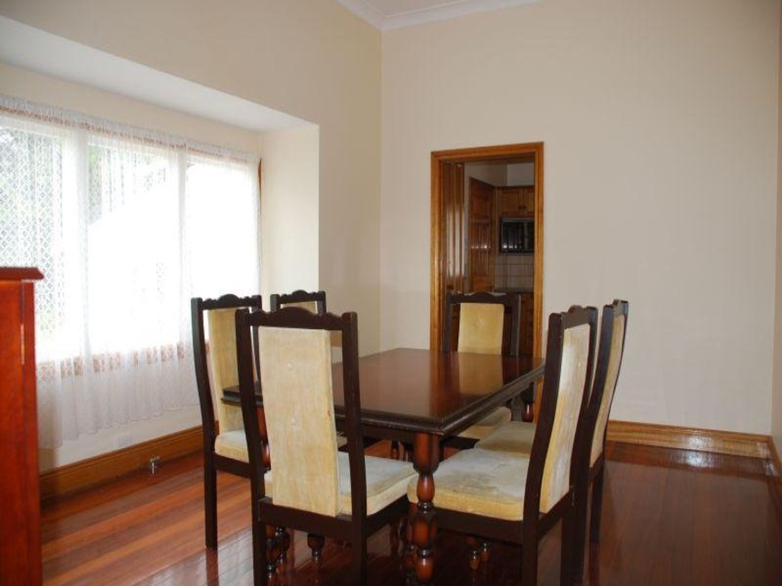4 Emily St, Katoomba - Thumbnail 4