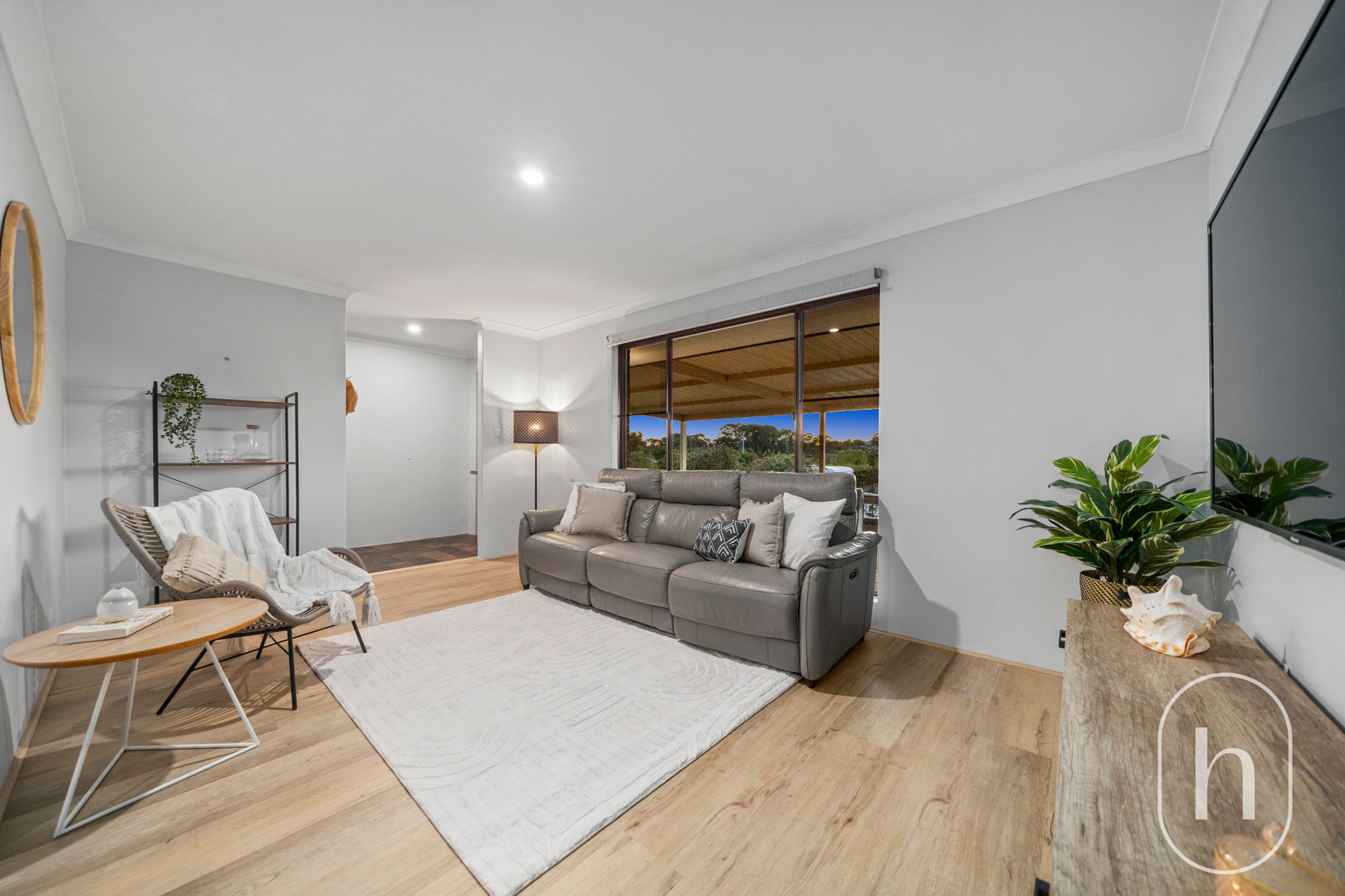 1 HARRIER WAY, Beldon - Thumbnail 7