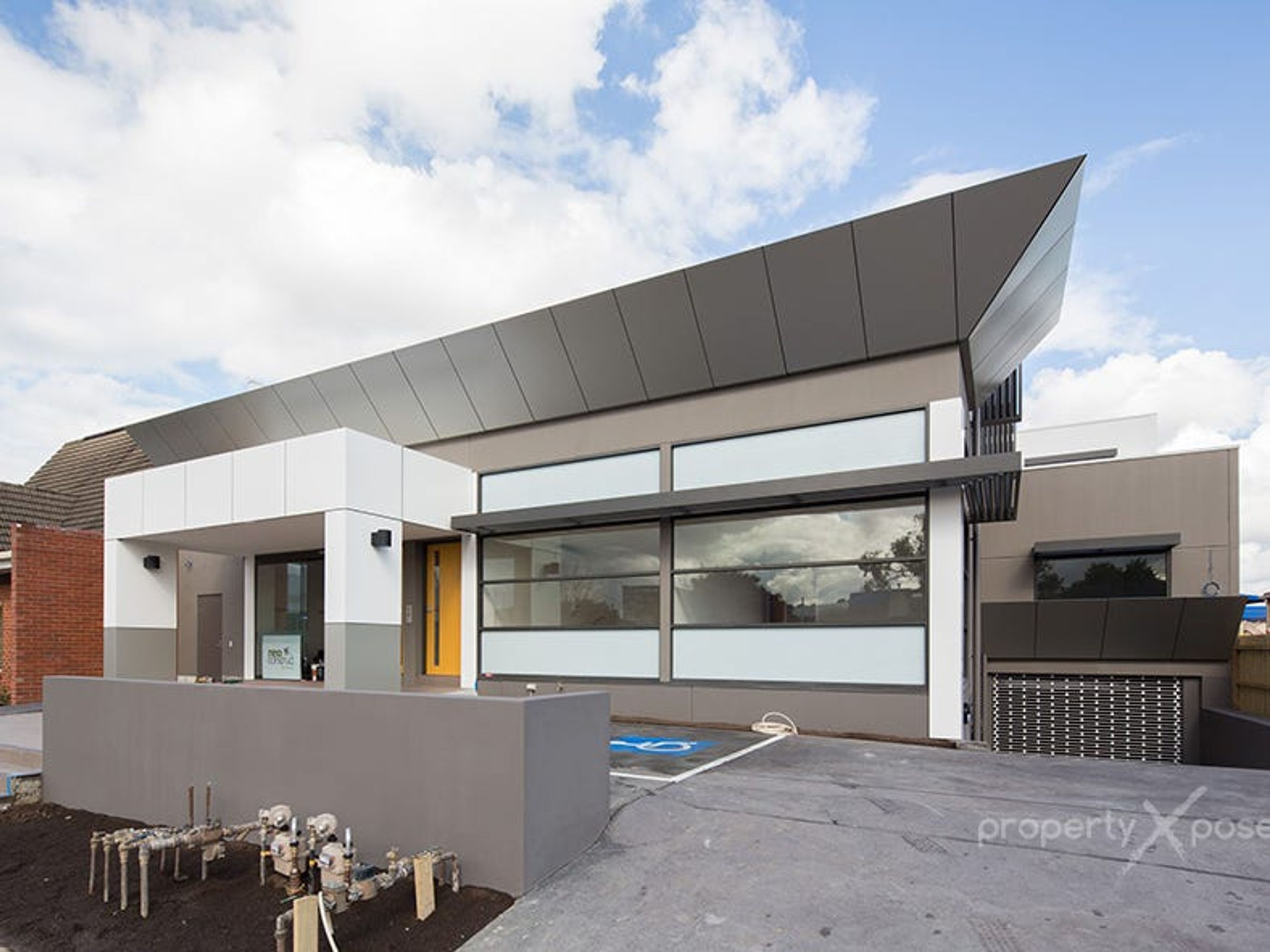 8A Windsor Avenue