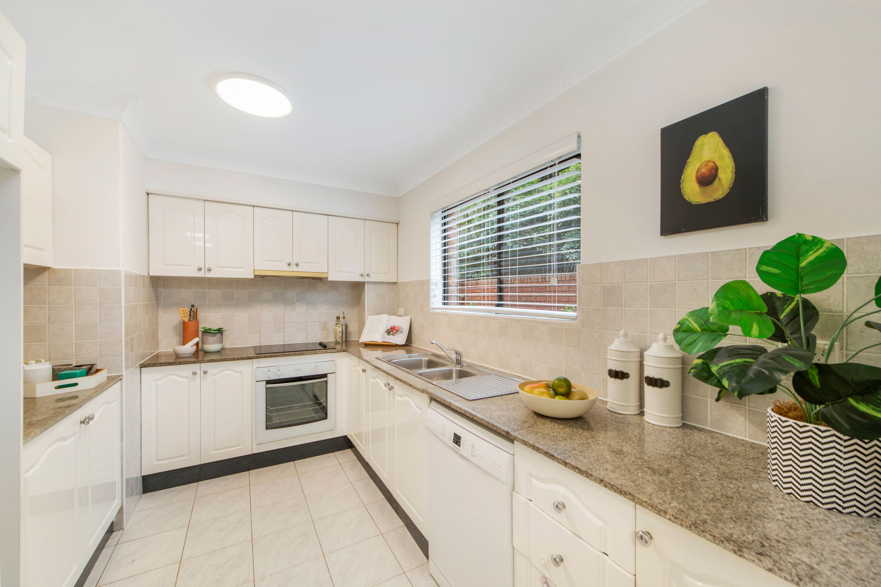 2/2-4 Fredben Avenue, Cammeray - Thumbnail 4