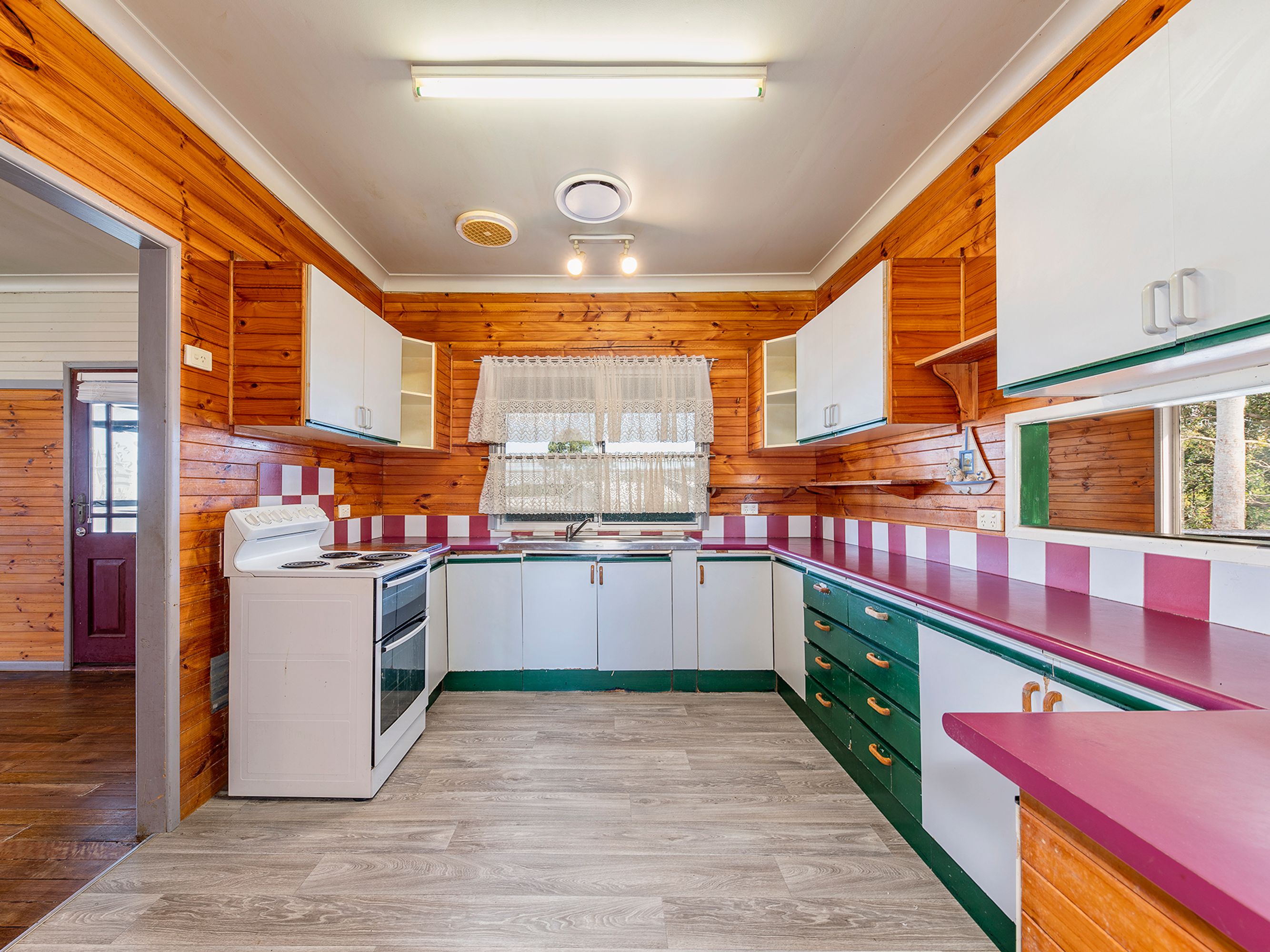 6 Morpeth Street, Harwood - Thumbnail 6