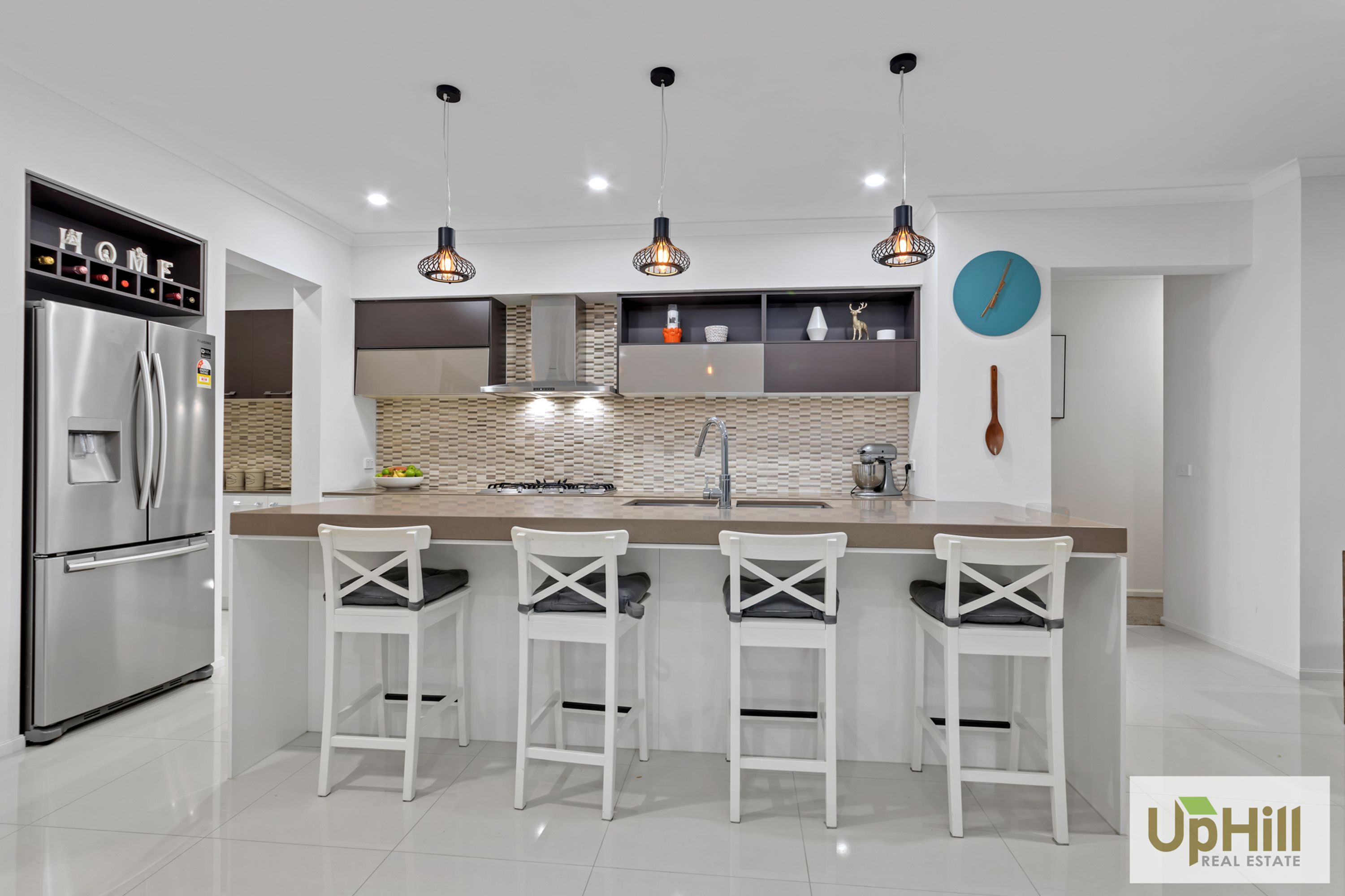 40 PALOMINO AVENUE, Clyde North - Thumbnail 2