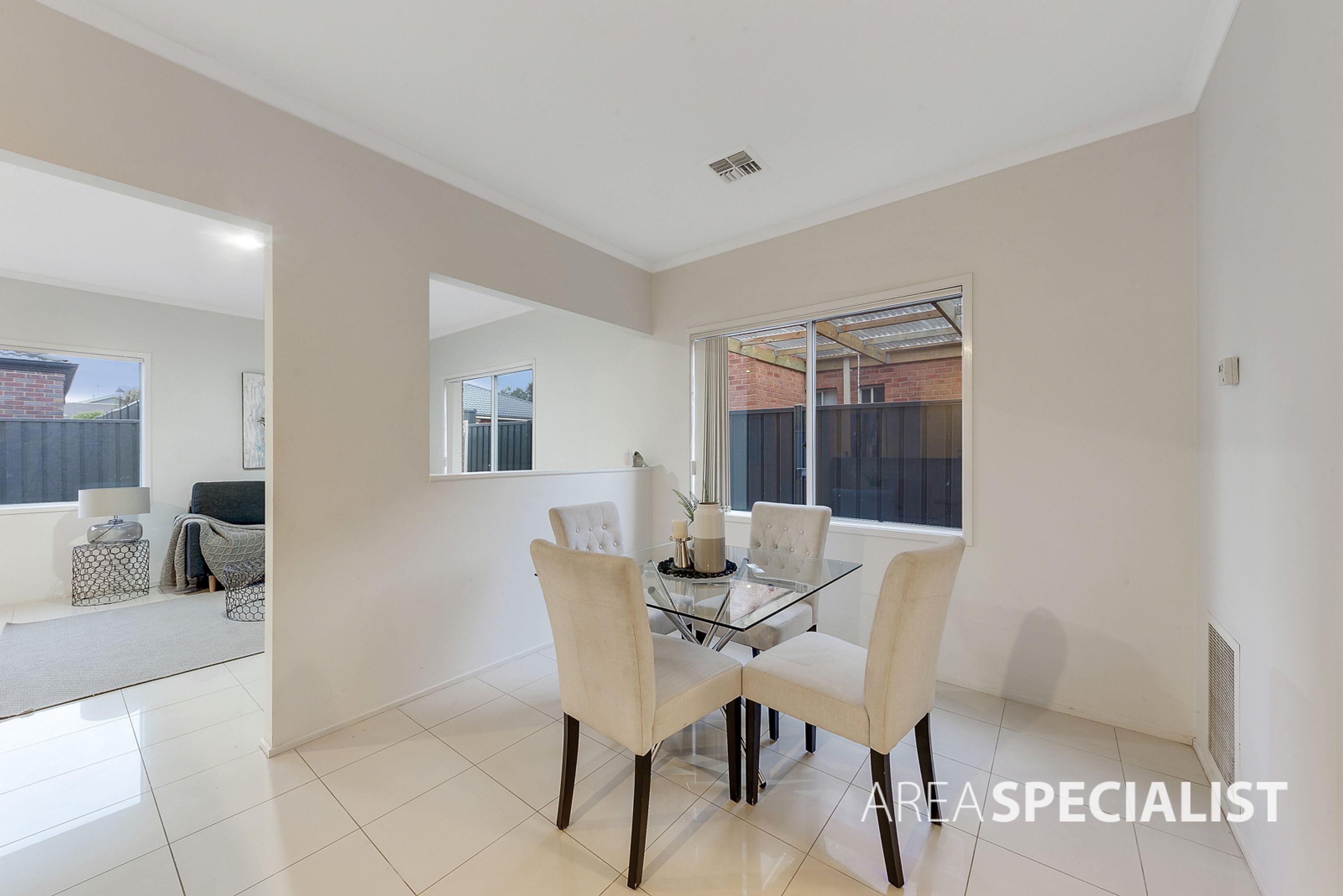 57 Dobell Crescent, Caroline Springs VIC 3023, Caroline Springs - Thumbnail 7