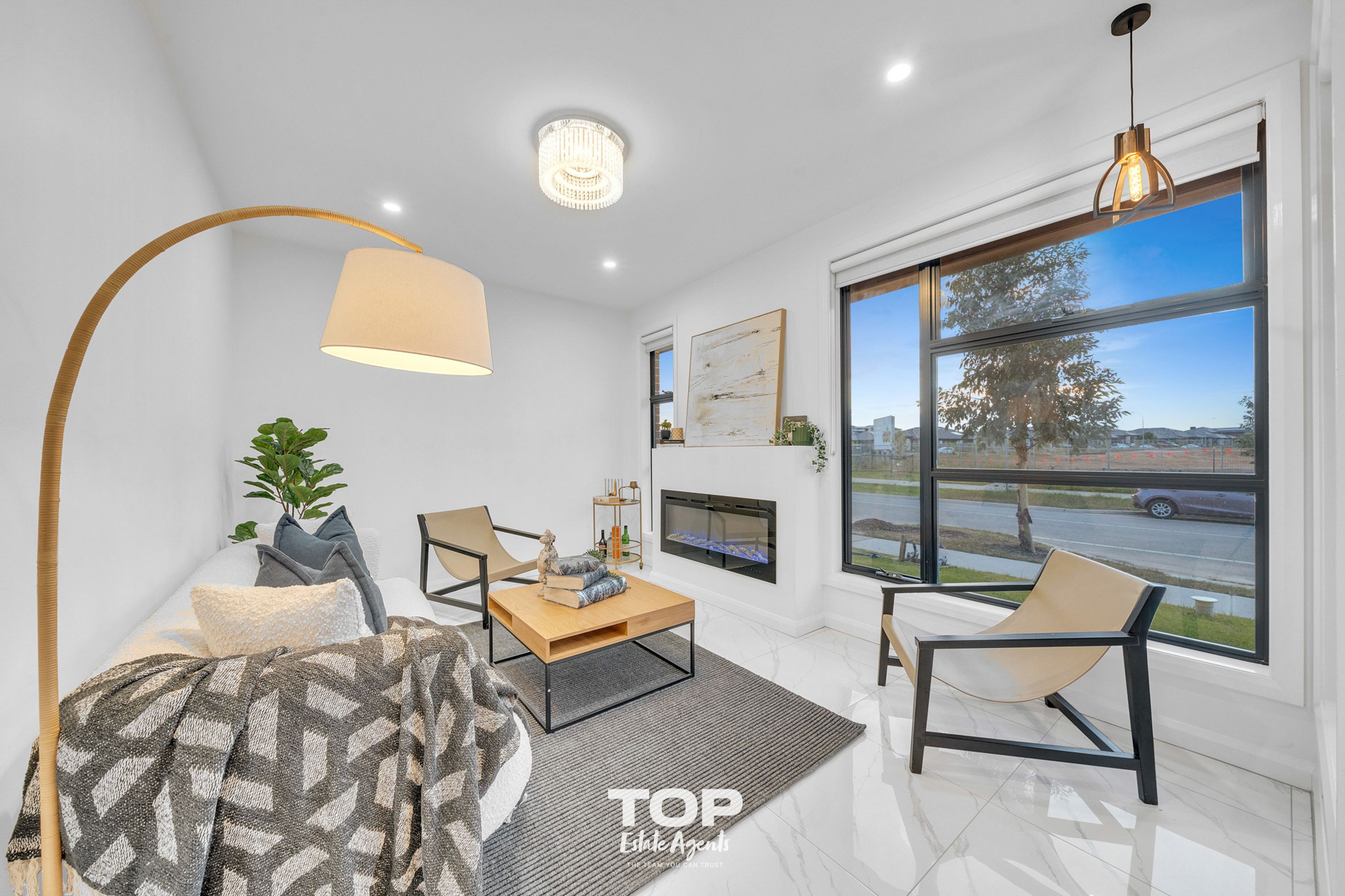 57 Yeungroon Blvd, Clyde North - Thumbnail 8
