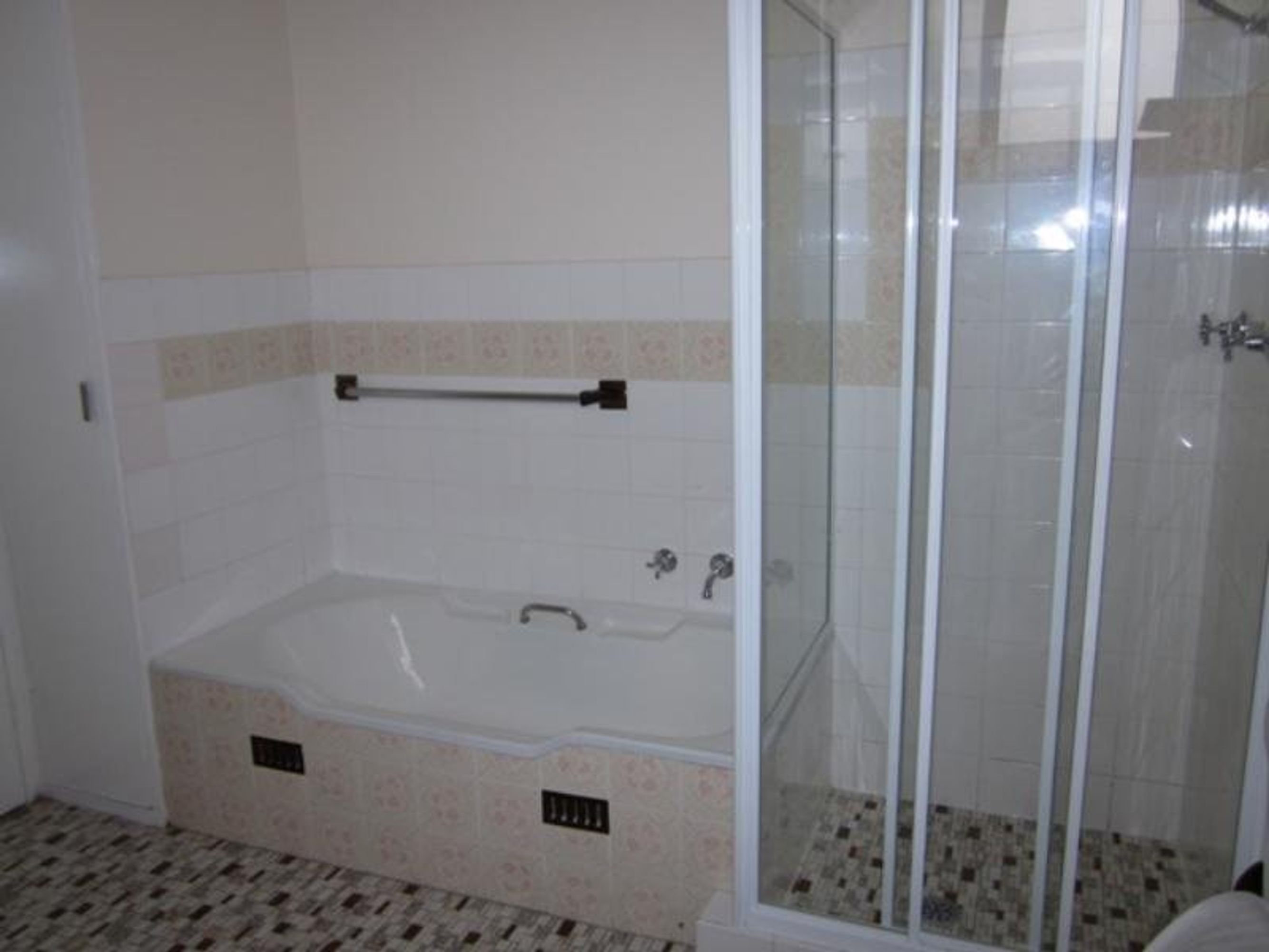 9/20 Gloucester  Rd, Hurstville, NSW 2220, Hurstville - Thumbnail 4