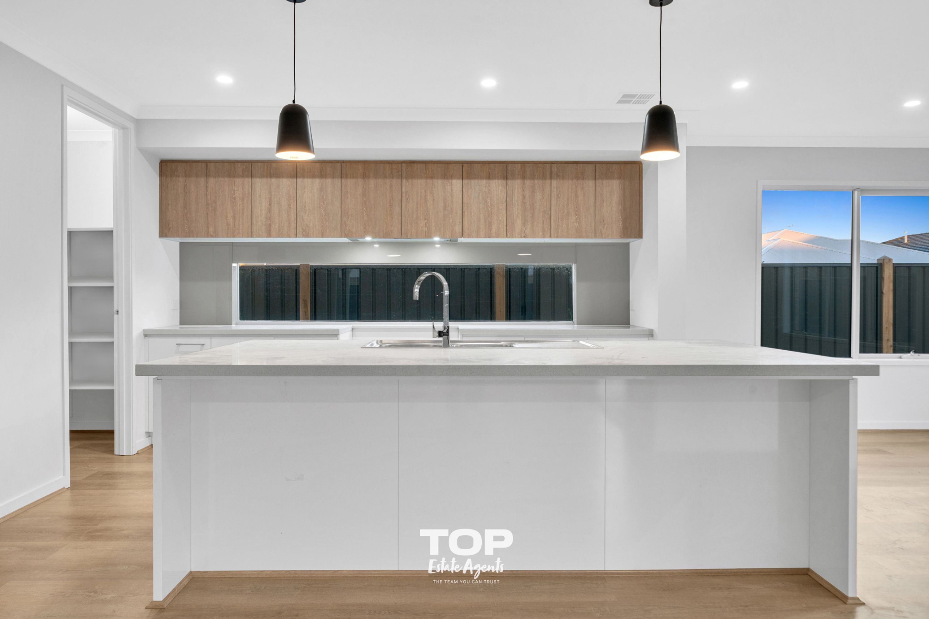 20 Athenaeum Avenue, Clyde North - Thumbnail 8