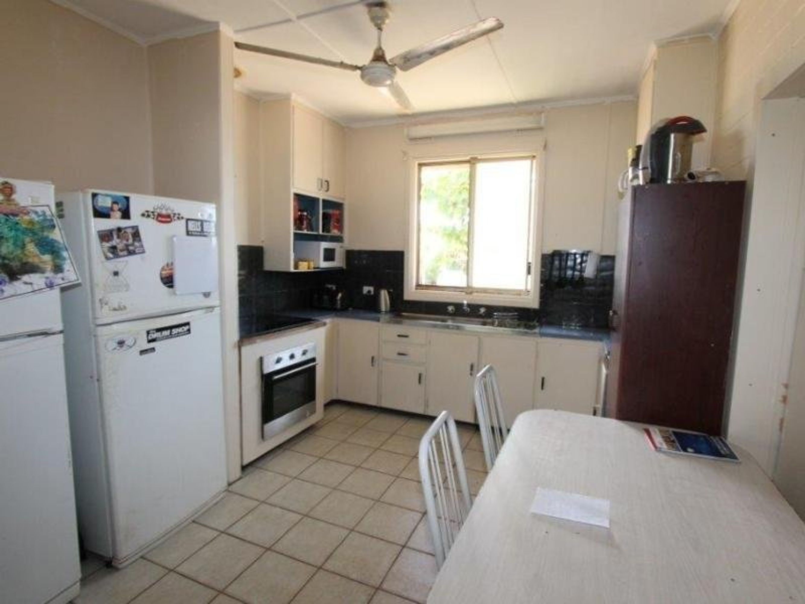 4 Roberts Street, South Hedland, South Hedland - Thumbnail 4