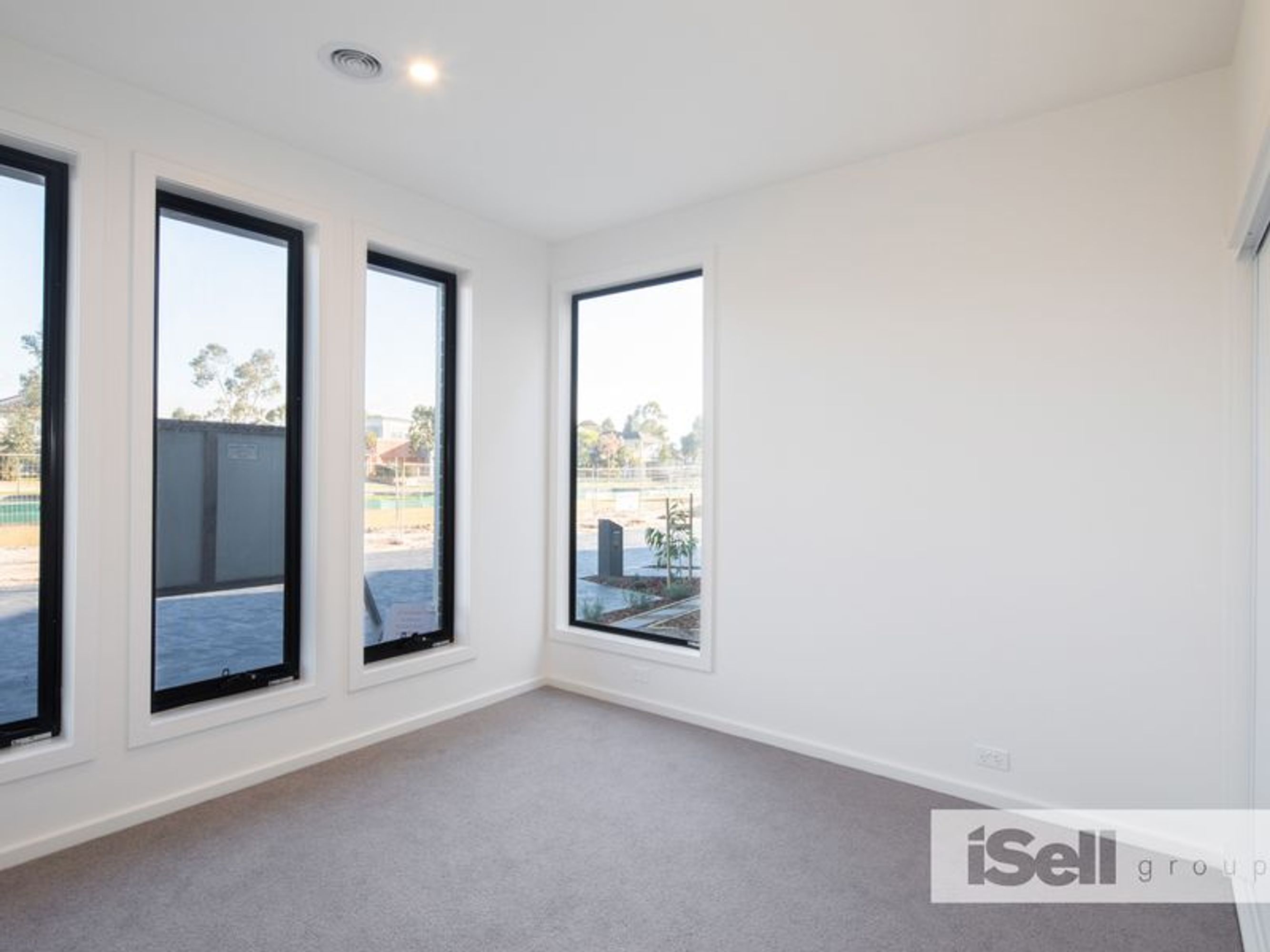 10 Azure Crescent, Keysborough - Thumbnail 6
