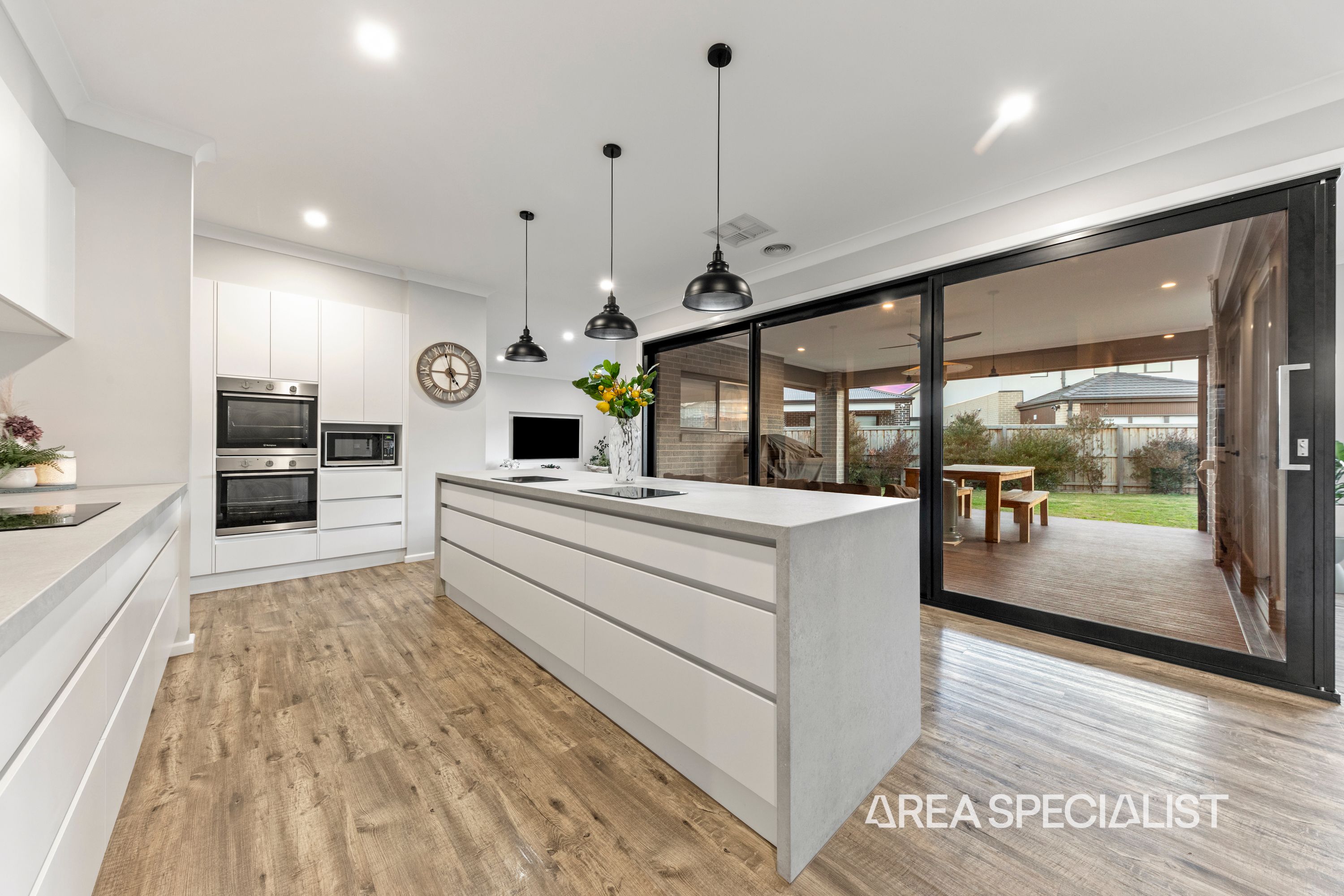 15 Diversity Road, Clyde North - Thumbnail 6