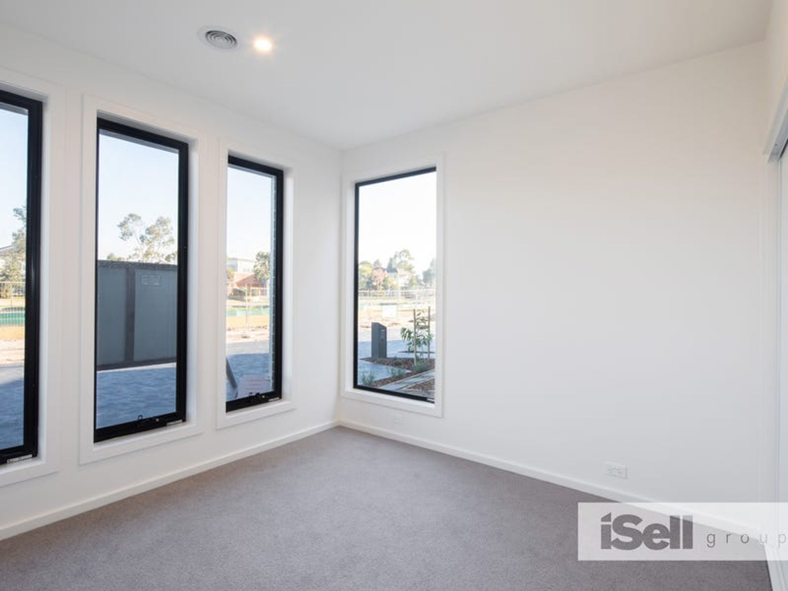 10 Azure Crescent, Keysborough - Thumbnail 6
