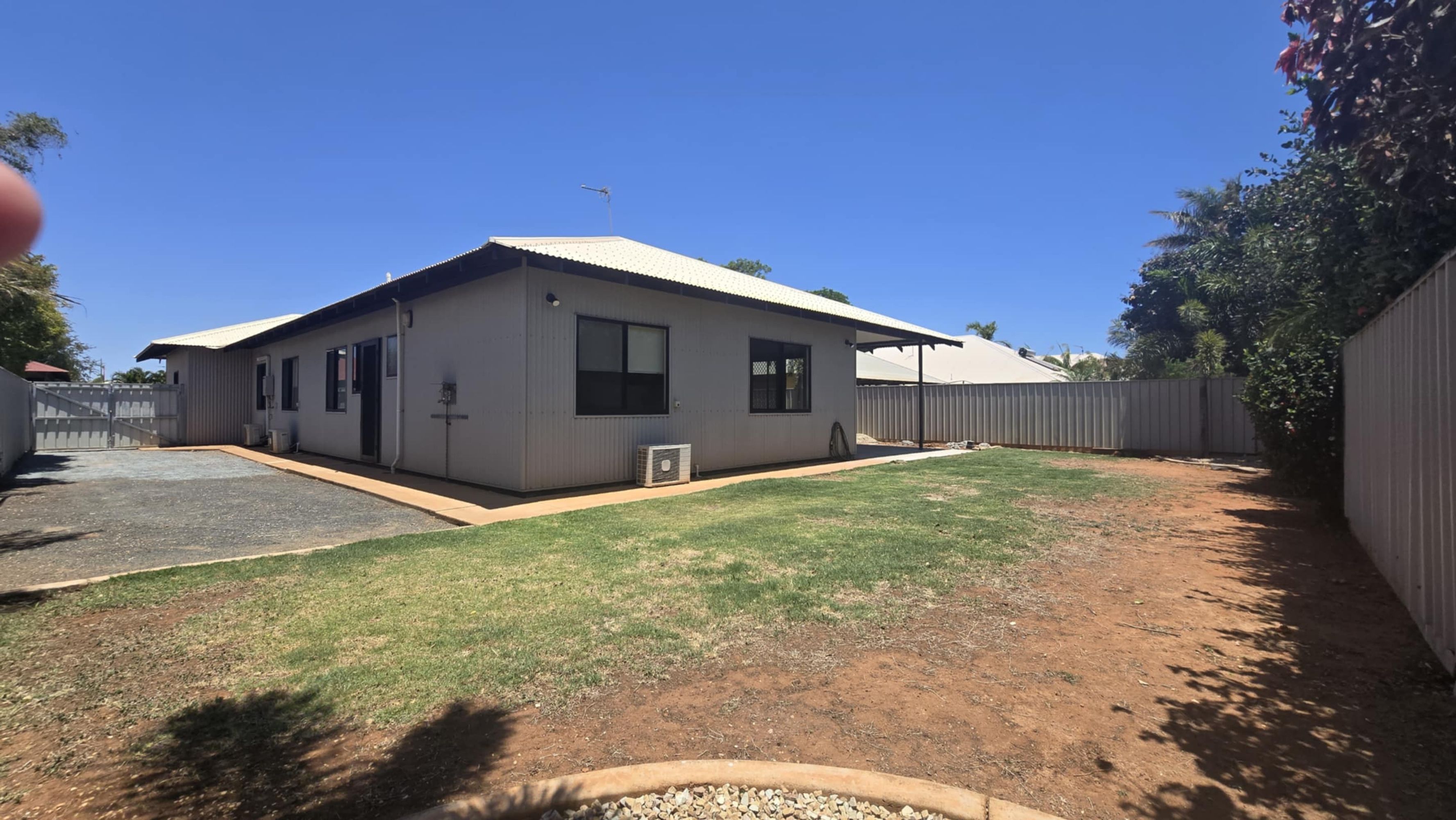 32 Treetop Crescent, Nickol, Nickol - Thumbnail 4