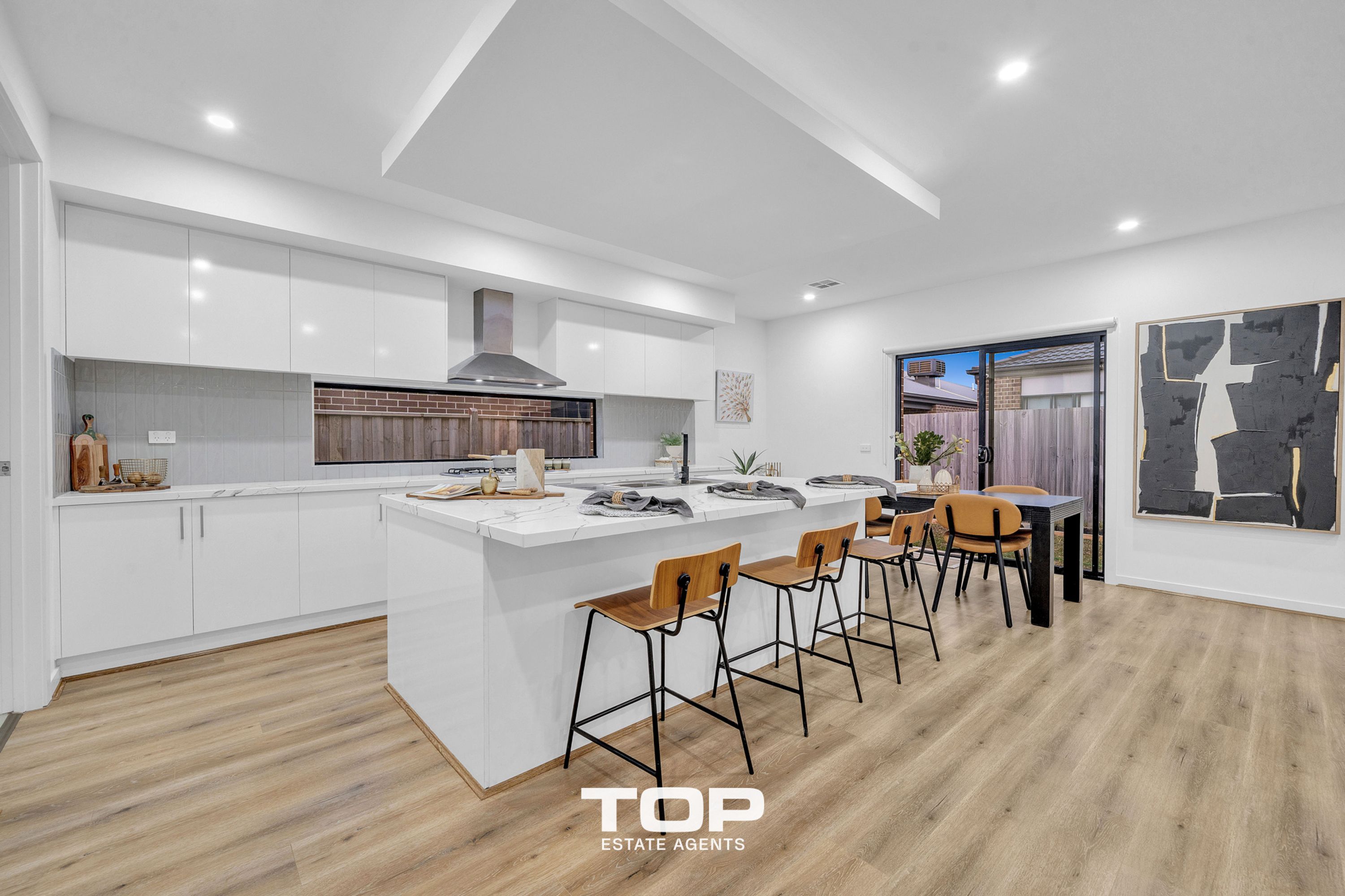 38 Bernardins St, Clyde North - Thumbnail 7