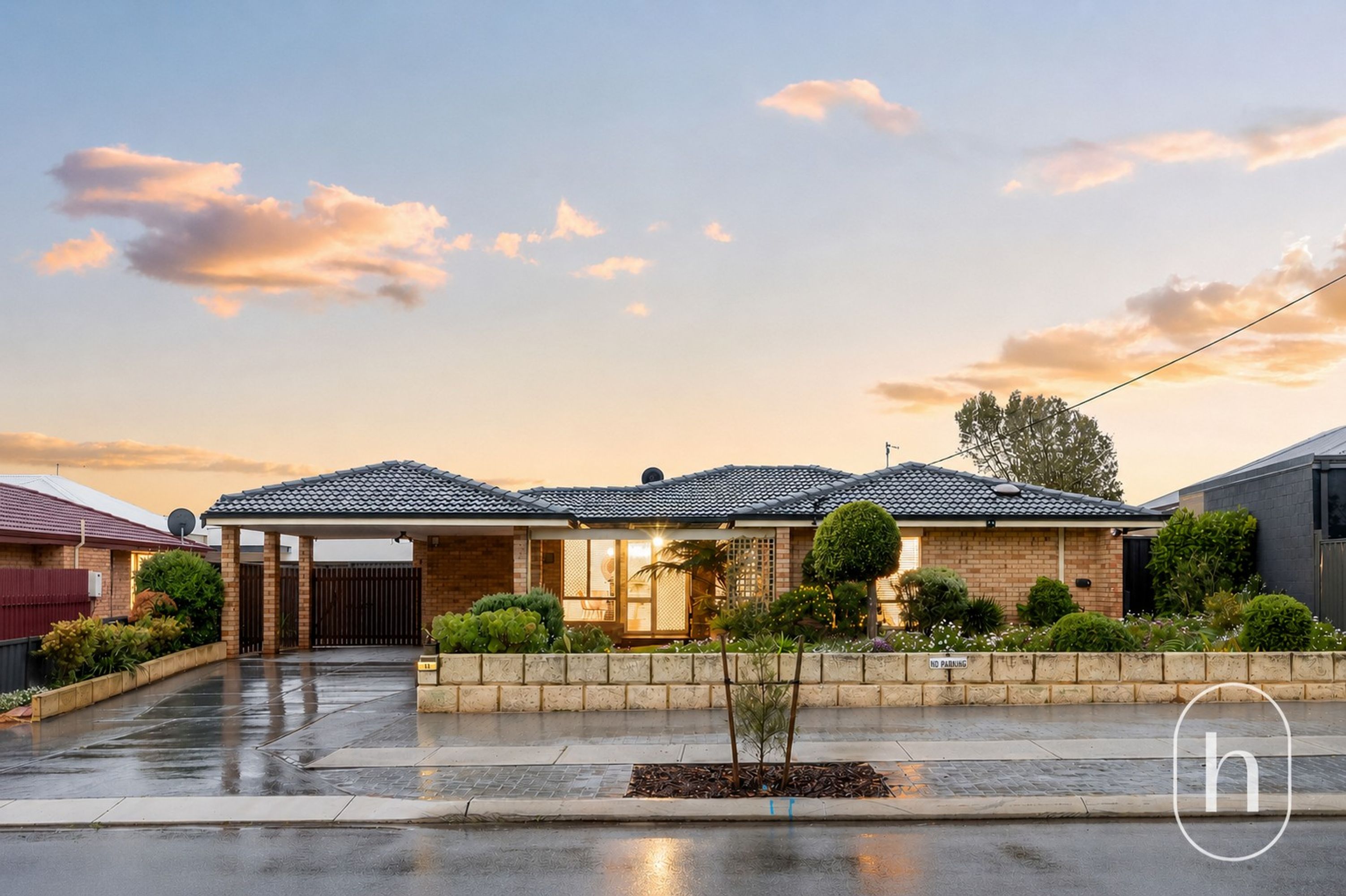 14 Gwendoline Drive, Beldon - Image 1