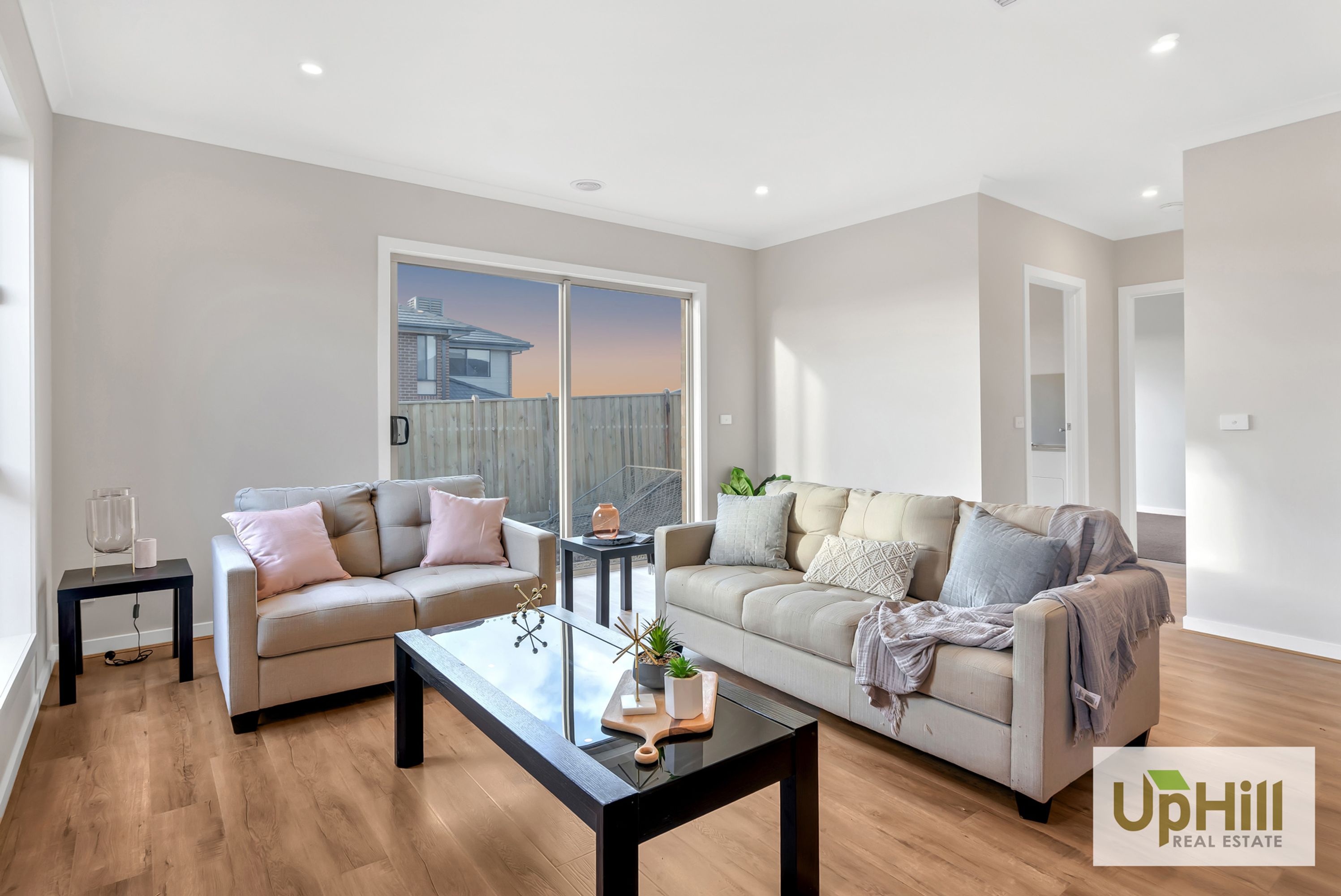 35 BABYLON CRESCENT, Clyde North - Thumbnail 7