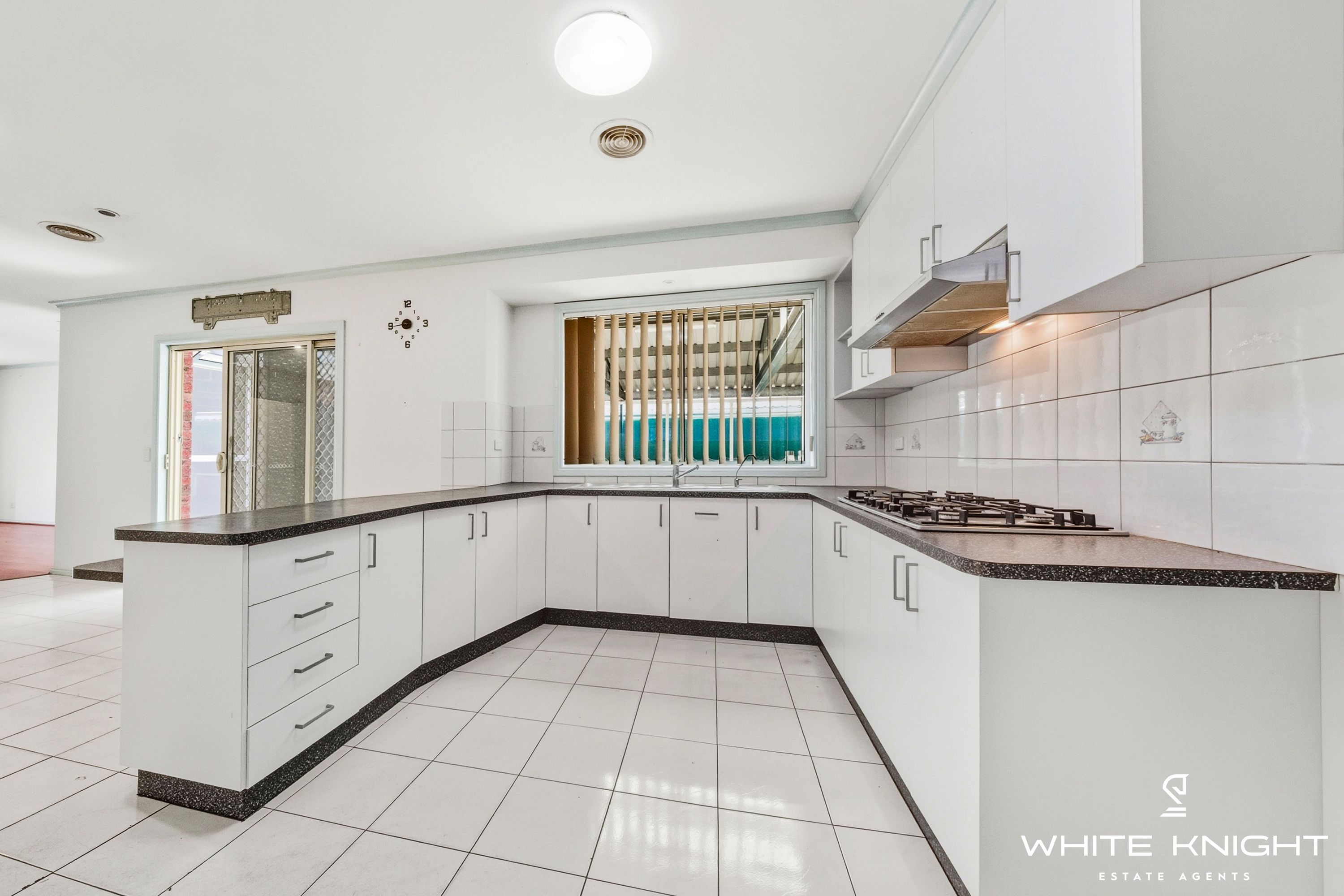 15 Oarsome Drive, Delahey VIC 3037, Delahey - Thumbnail 4