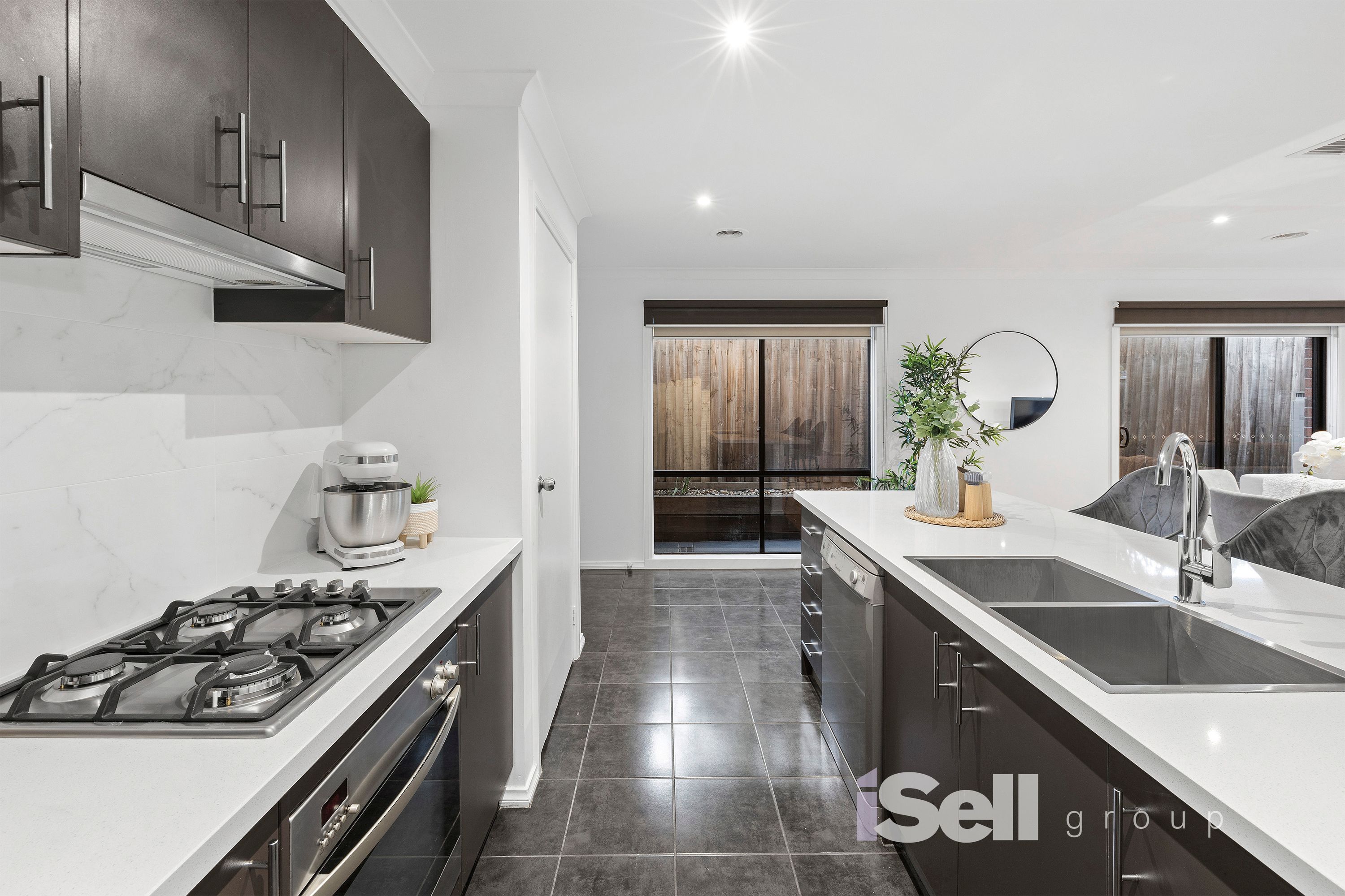 2/75 Athol Road, Springvale South - Thumbnail 4
