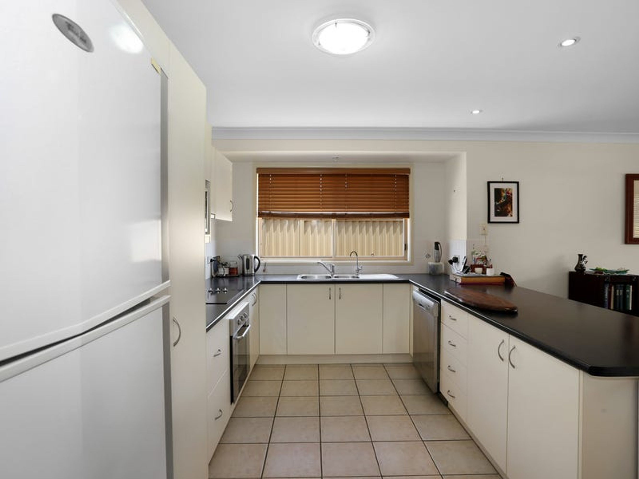 2 Potaroo Place, Townsend - Thumbnail 4