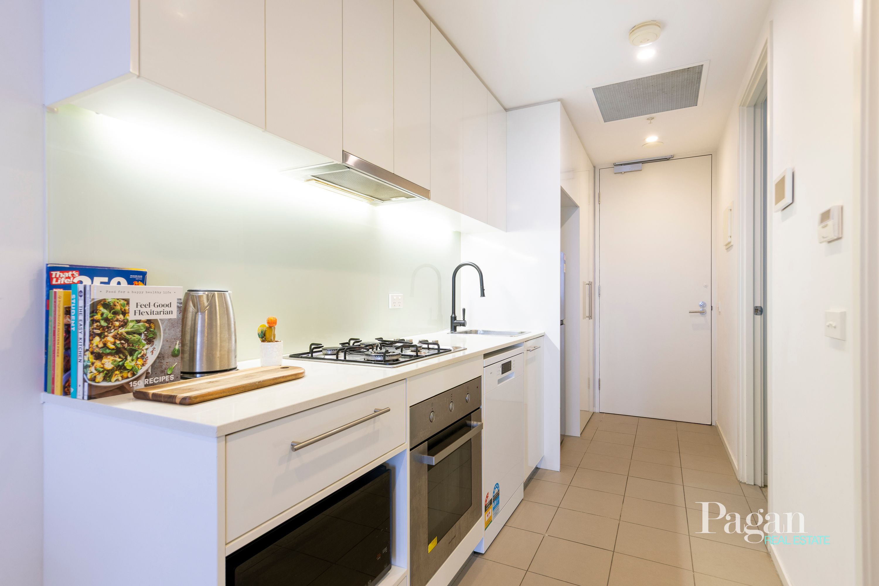 2106/18 Mt Alexander Road, Travancore - Thumbnail 4