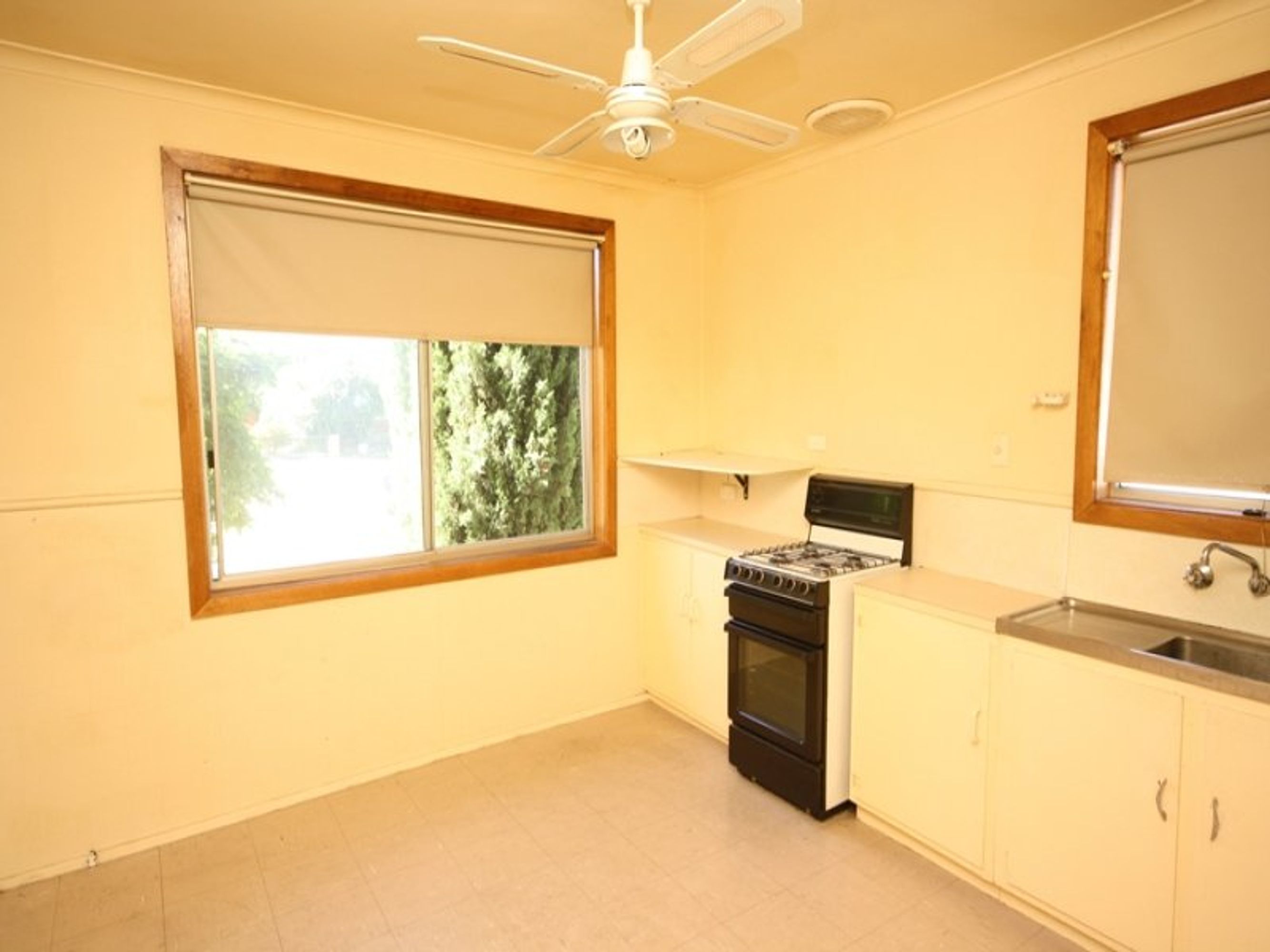 14 Hutchesson Street, Horsham VIC 3400, Horsham - Thumbnail 7