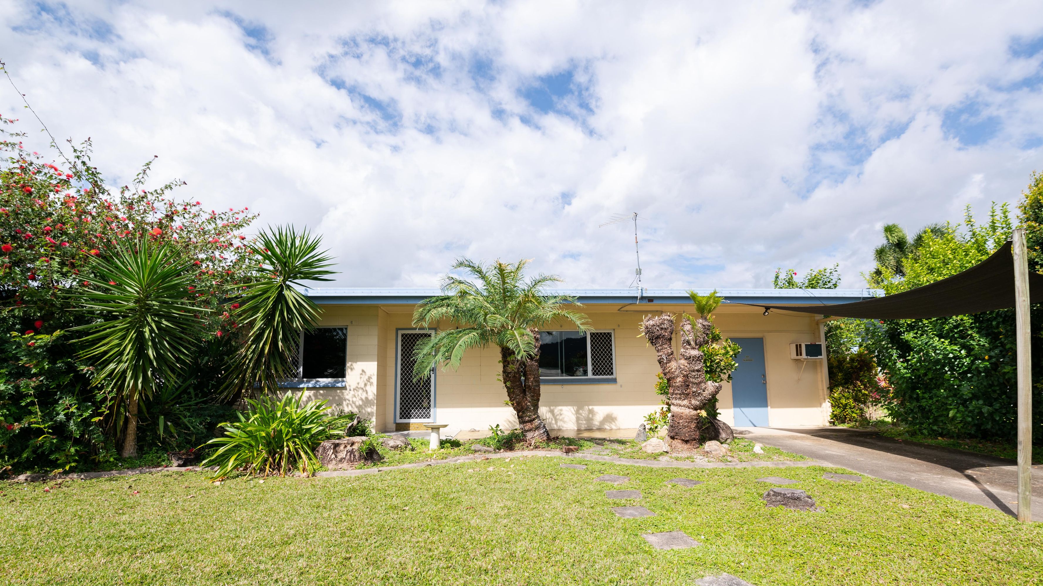 12 Satinay Close, Manoora, QLD 4870