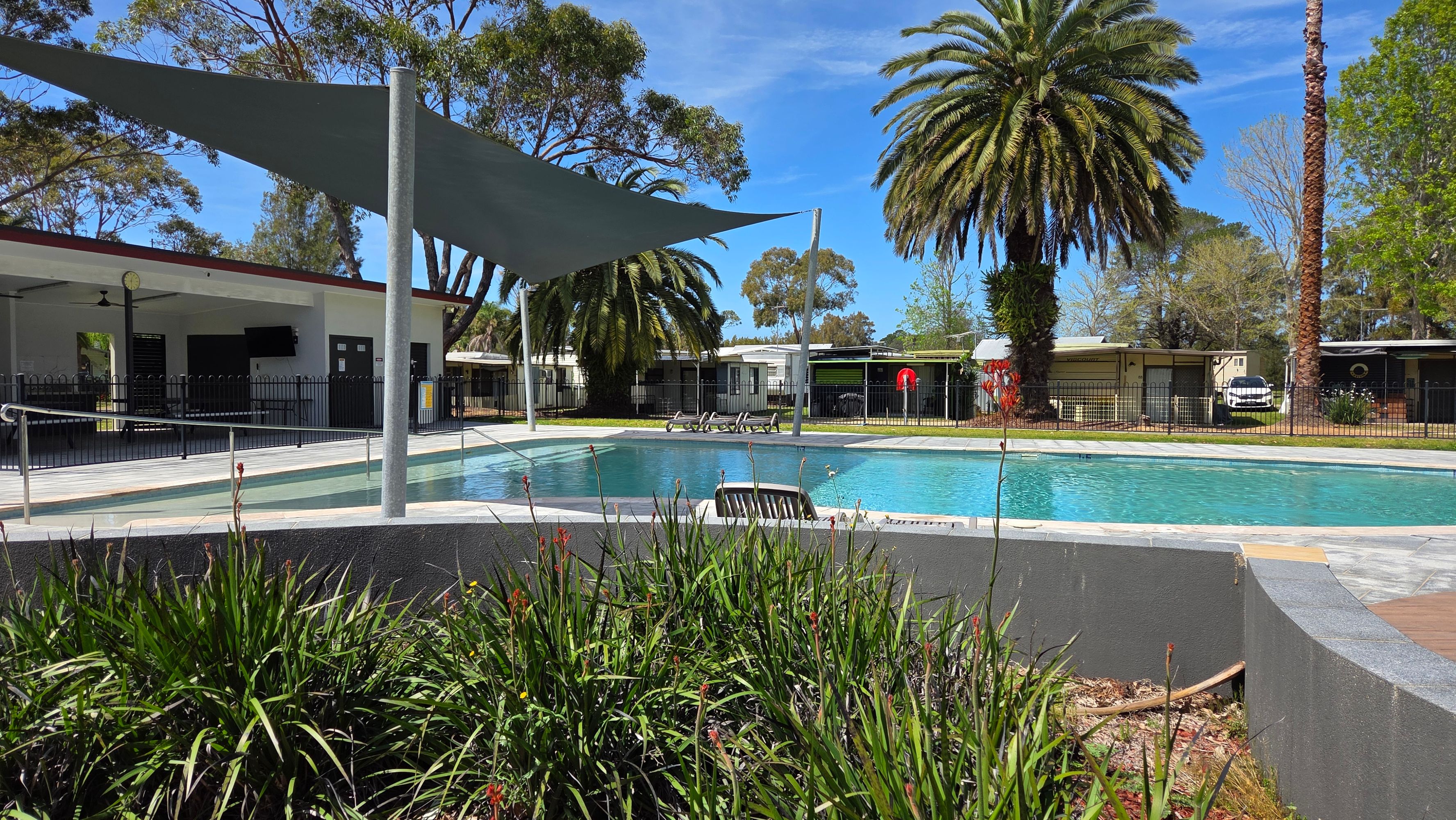 71/55 Sunpatch Parade, Tomakin - Image 1