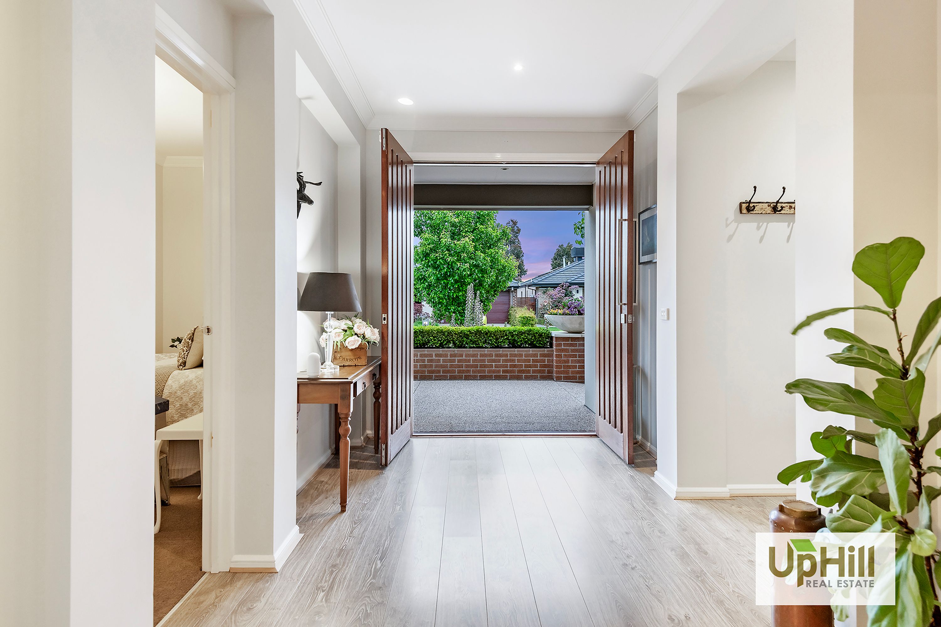 5 Marblelight Way, Clyde North - Thumbnail 3