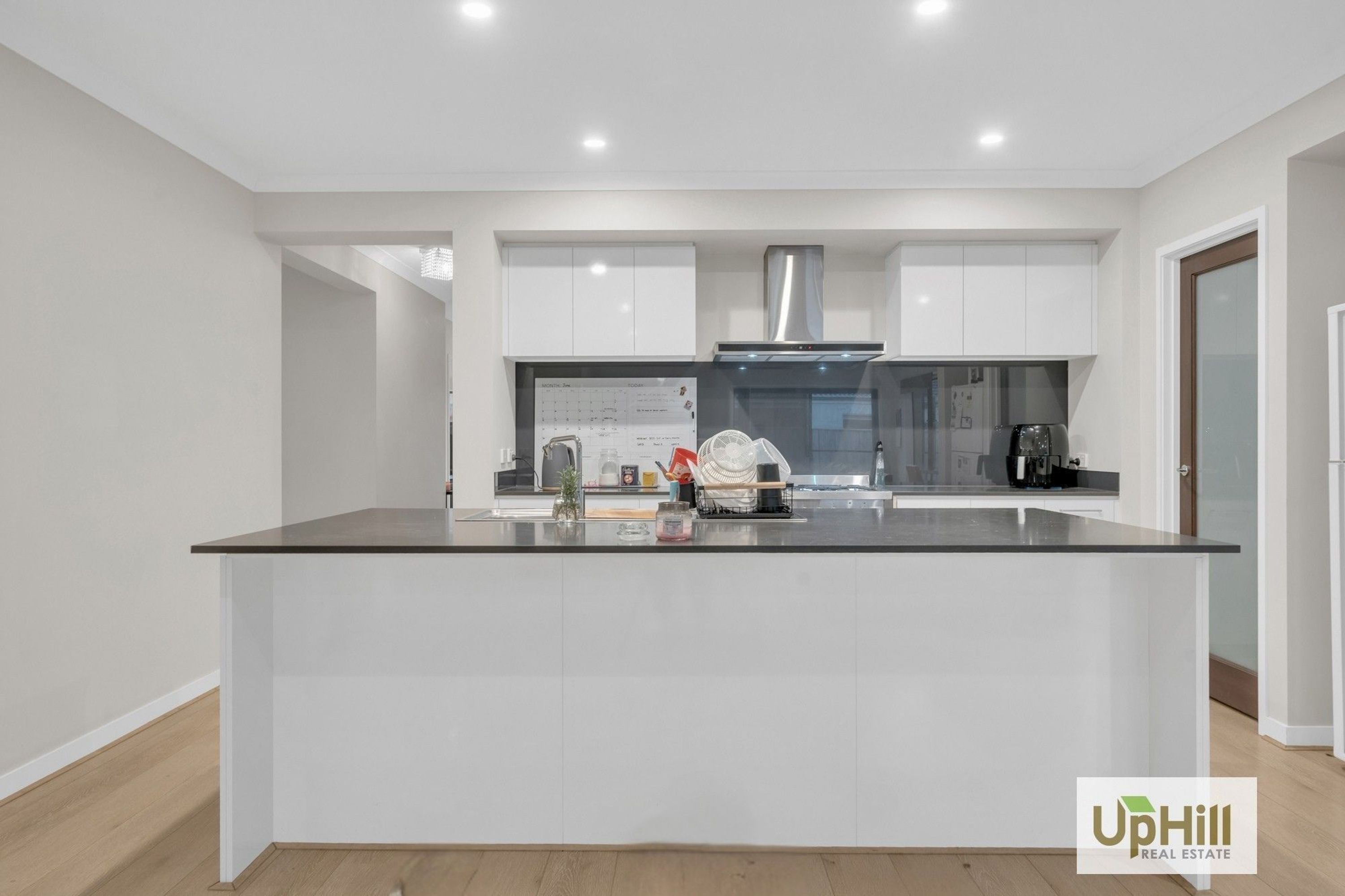 25 Shulze Drive, Clyde North - Thumbnail 6