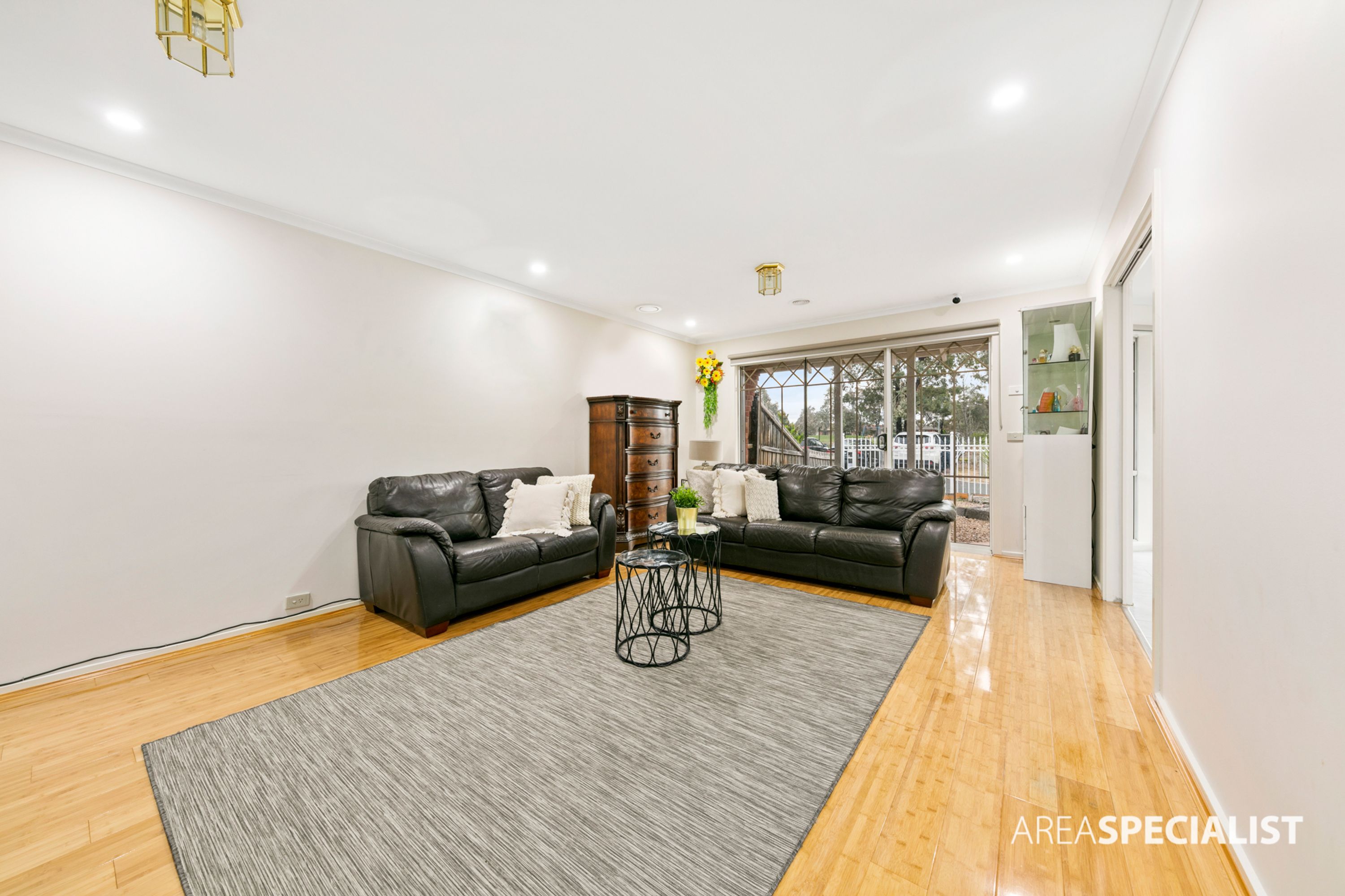 7 Granite Way, Delahey VIC 3037, Delahey - Thumbnail 3