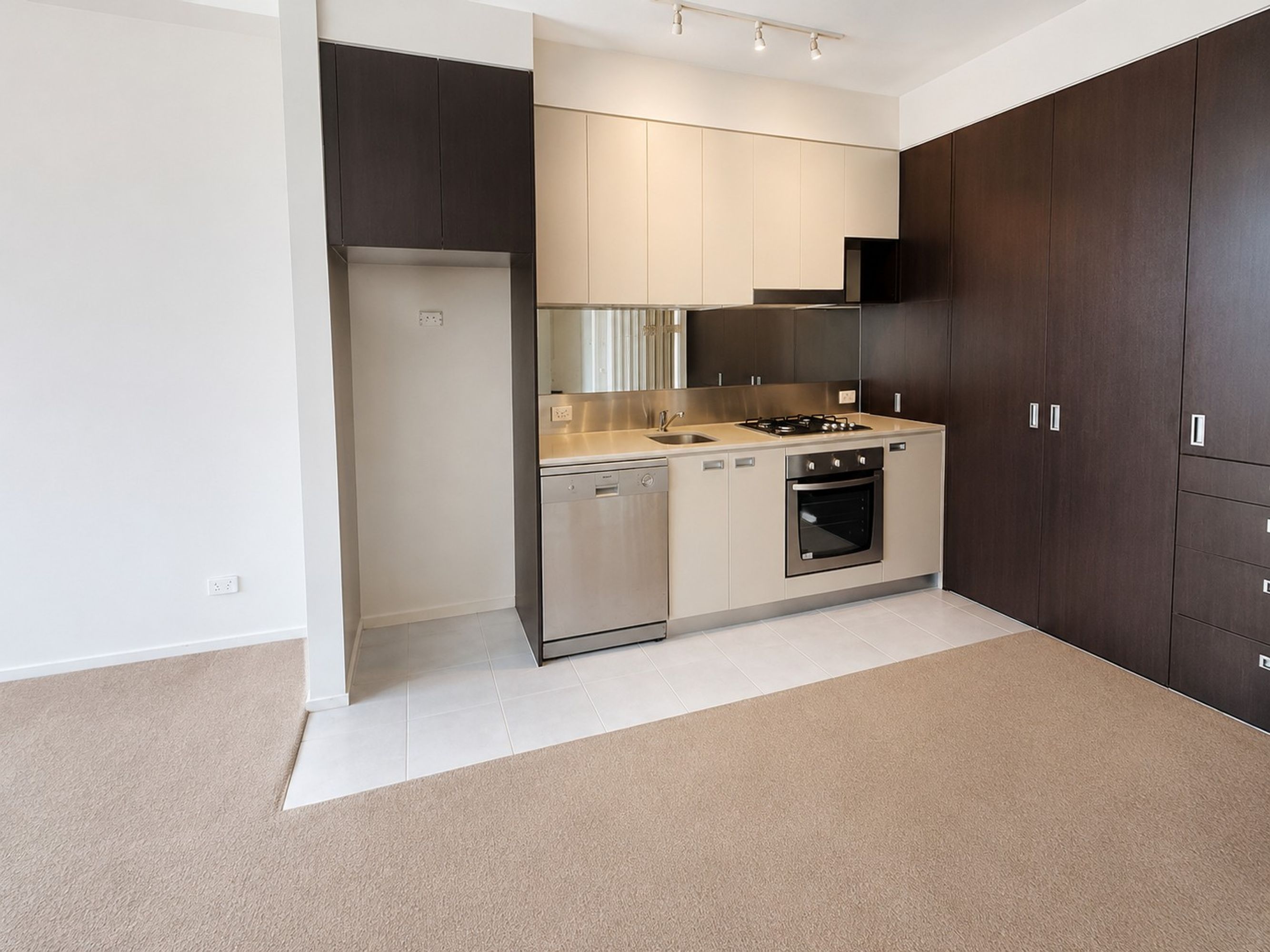303/84 Altona Street, Kensington - Image 1
