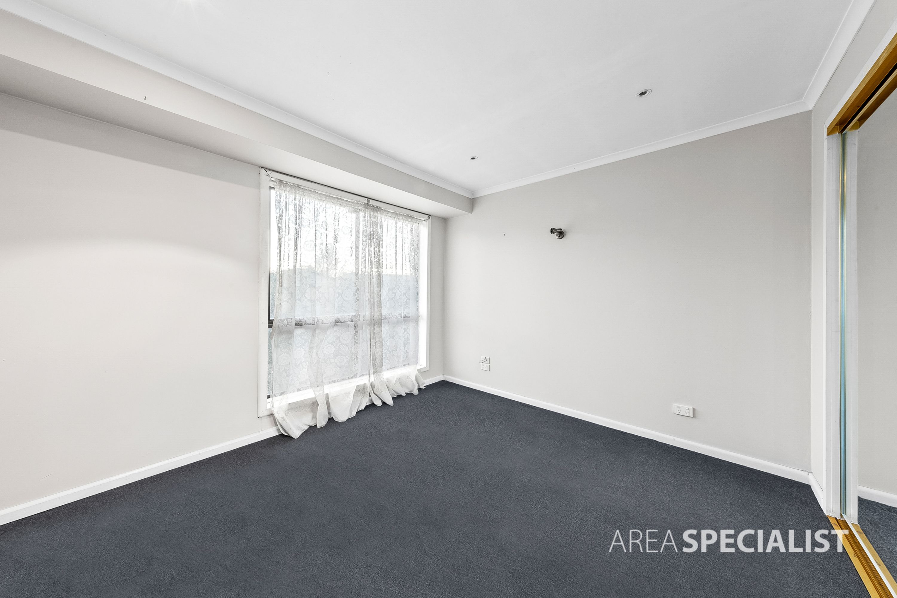 4 Troups Road, Rockbank VIC 3335, Rockbank - Thumbnail 8